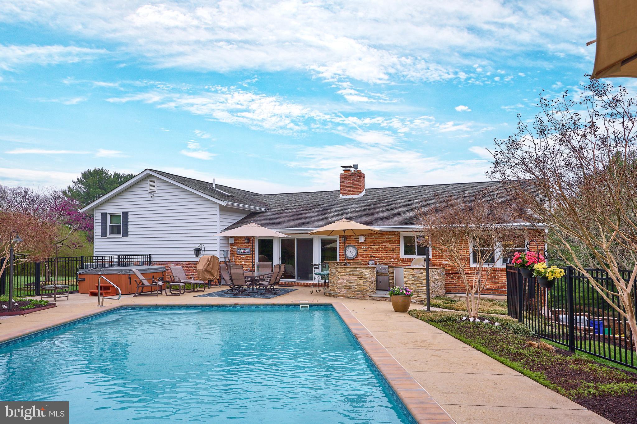 MOLESWORTH HILLS - Residential