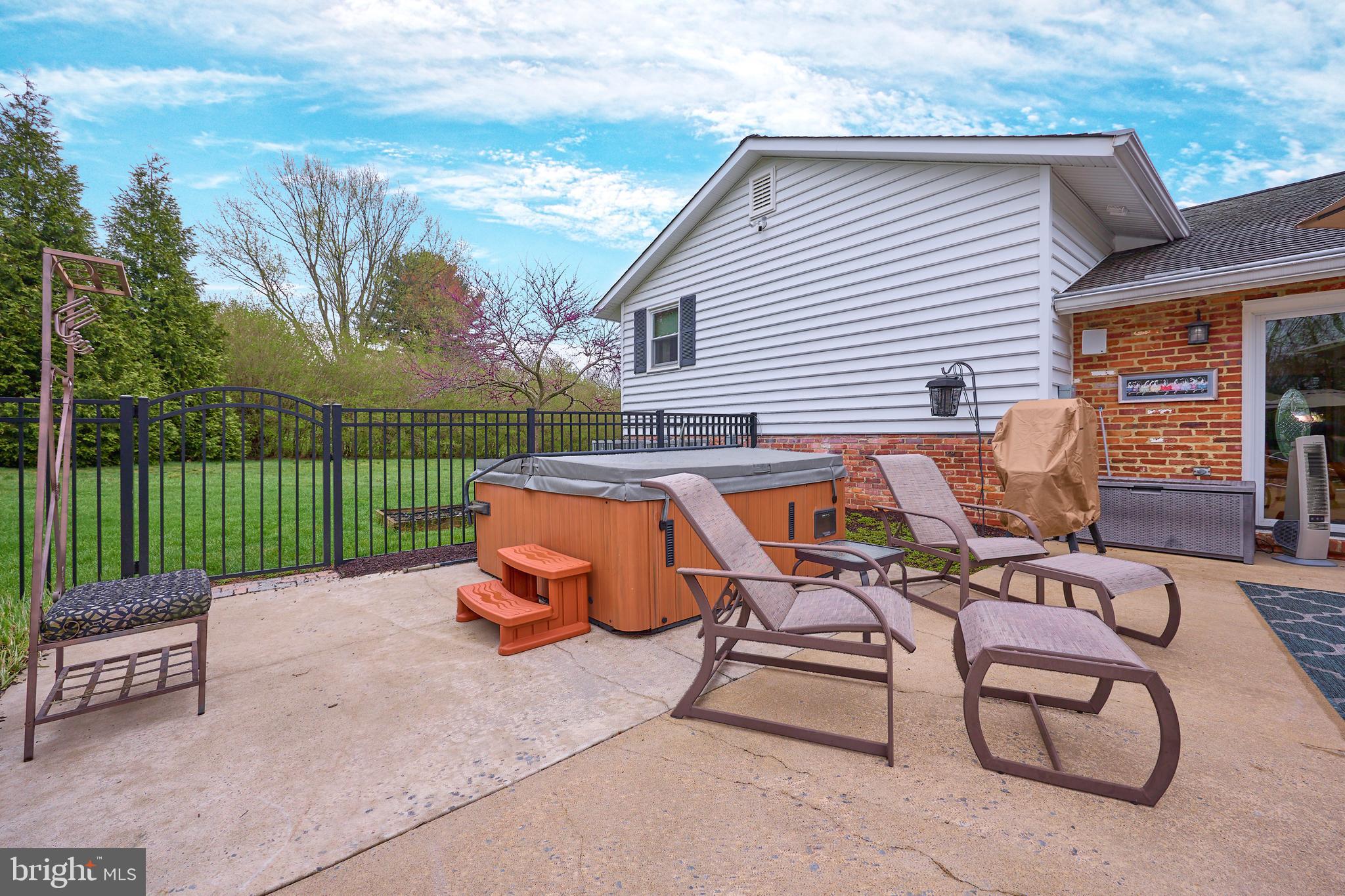 MOLESWORTH HILLS - Residential