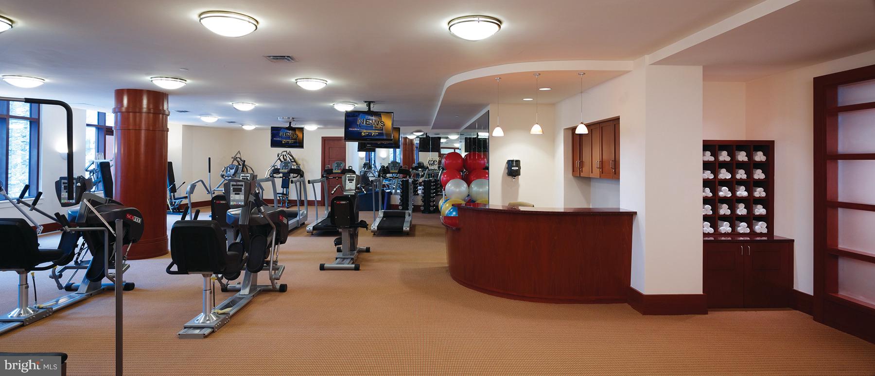 FOX HILLS - Residential