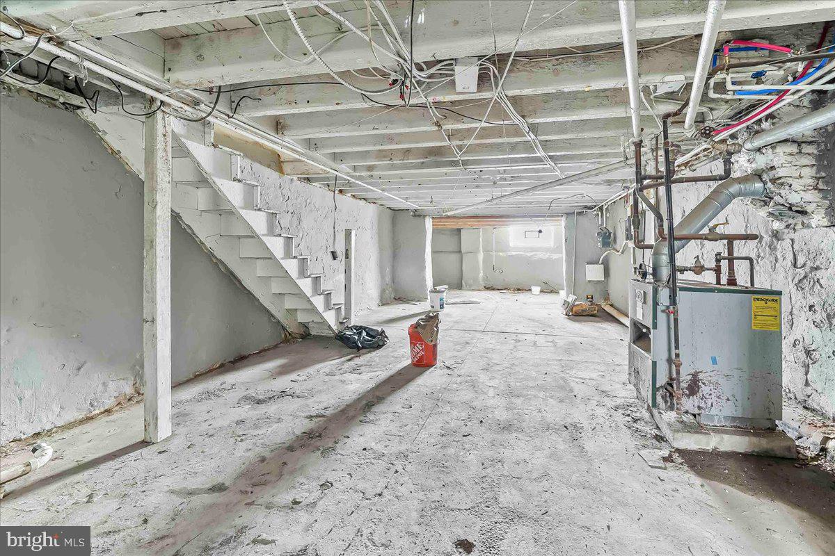 PHILADELPHIA (WEST) - Residential