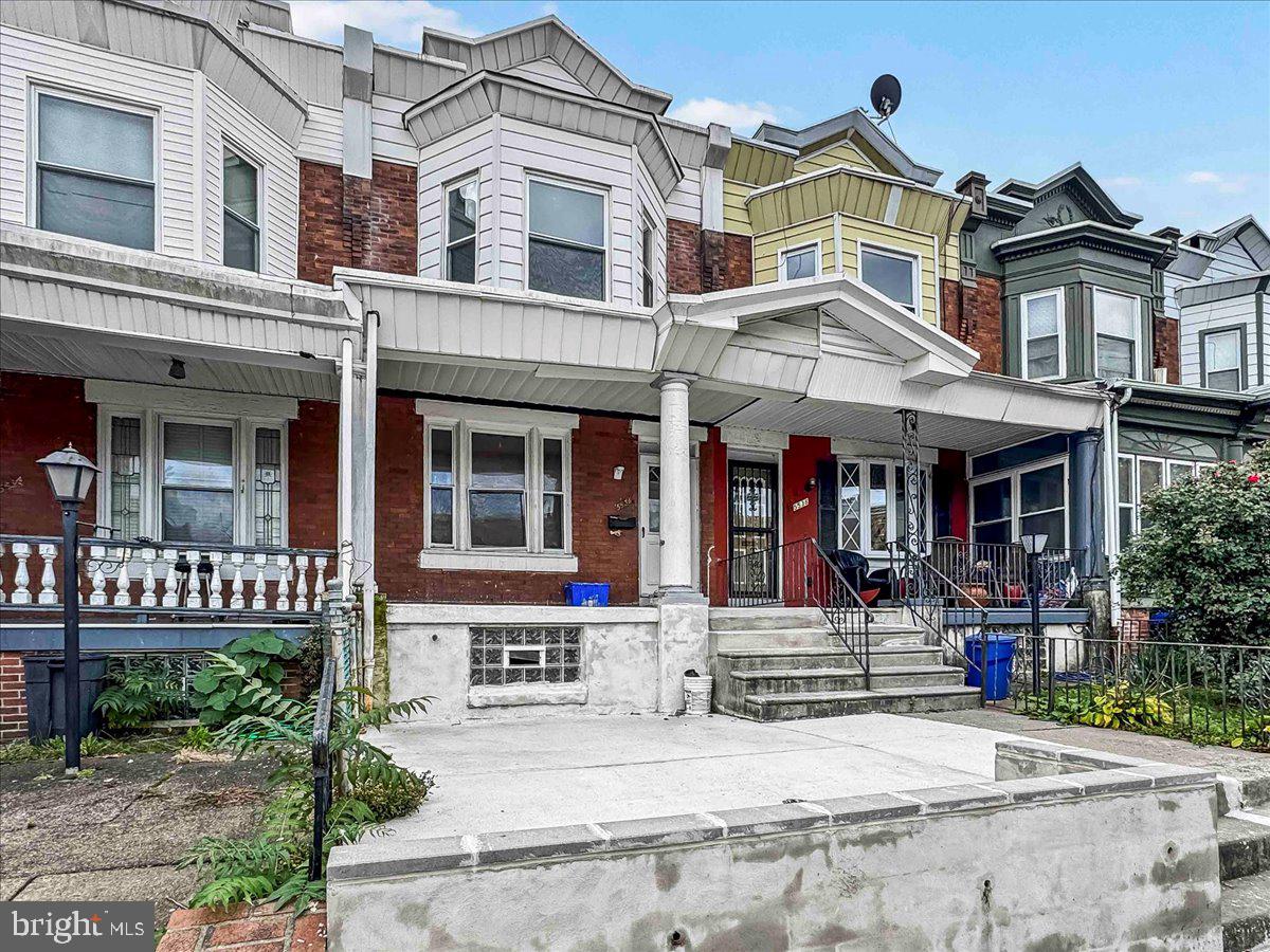 PHILADELPHIA (WEST) - Residential