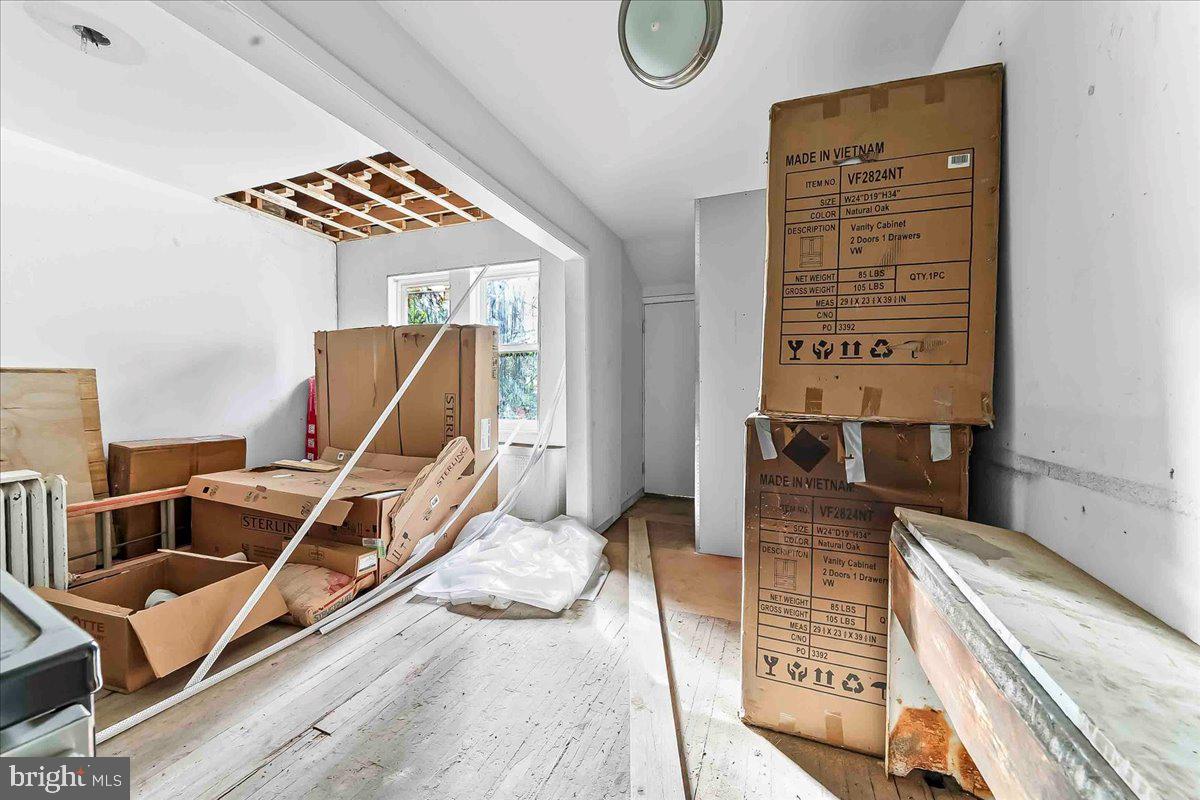 PHILADELPHIA (WEST) - Residential