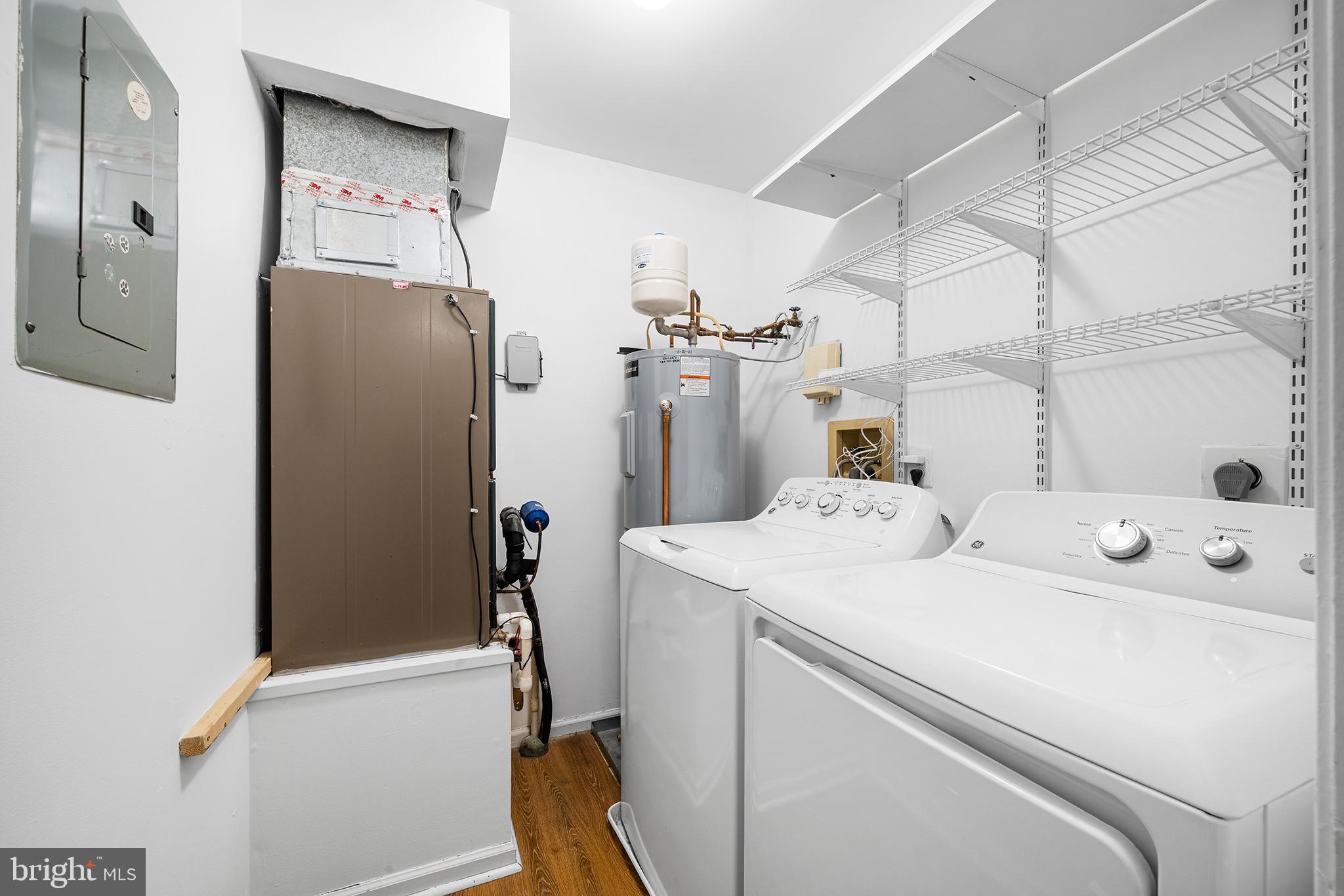 MONTGOMERY BROOK - Residential