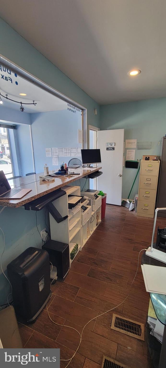 7113 TORRESDALE AVENUE