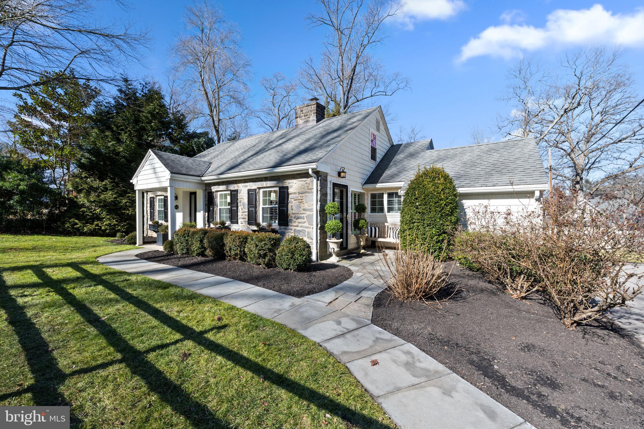 SOUTH WAYNE - Residential