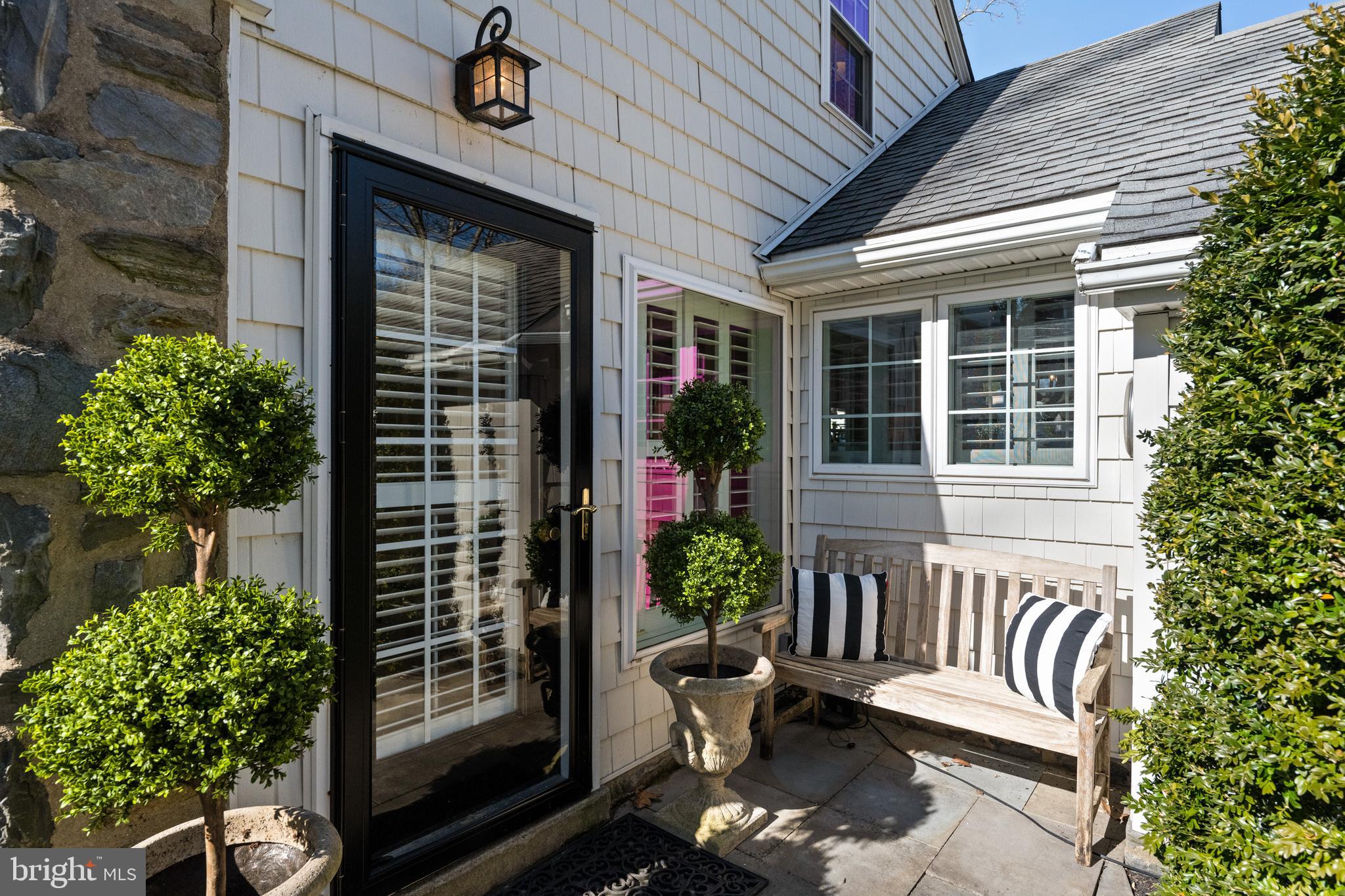SOUTH WAYNE - Residential