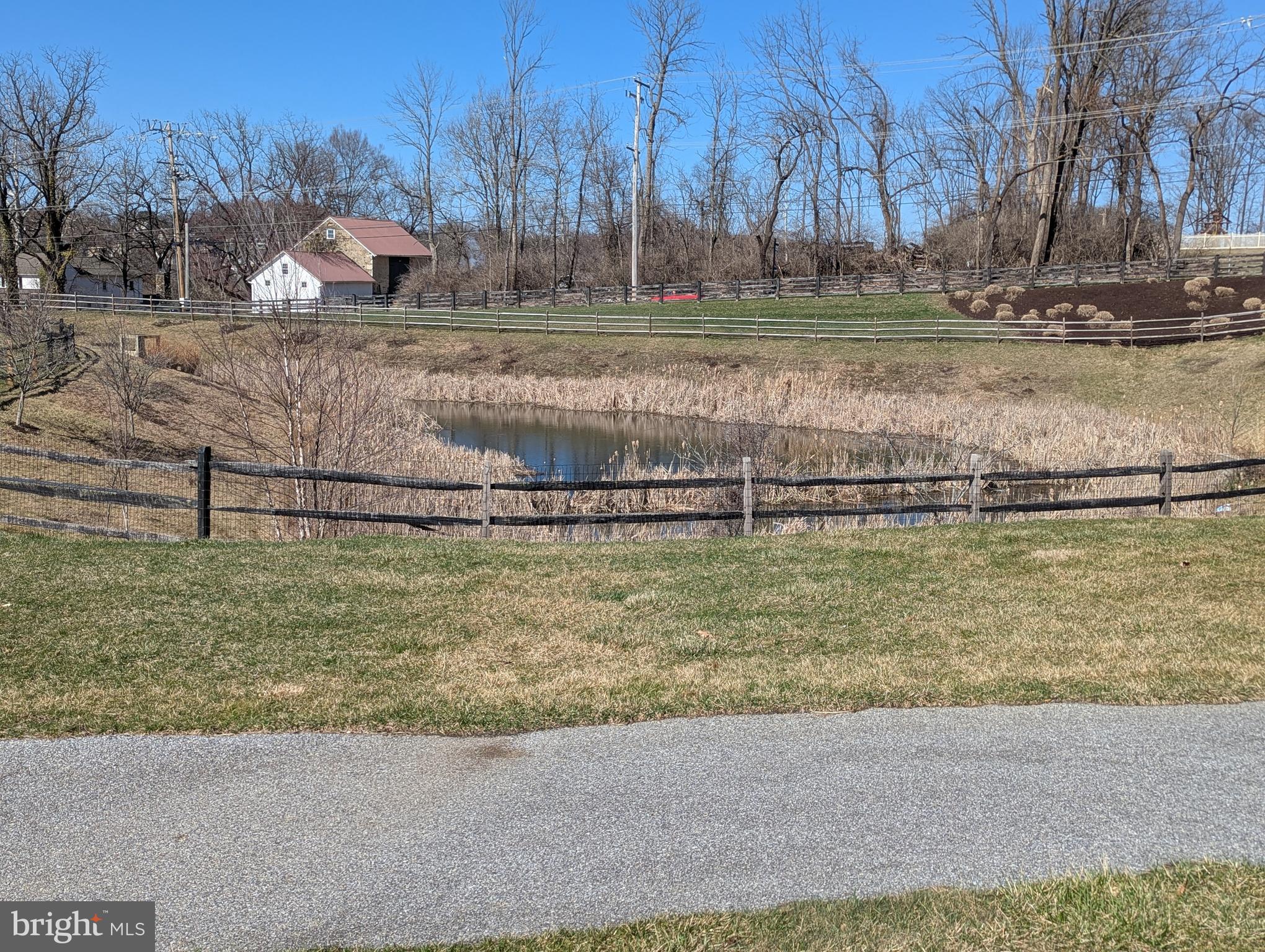 SPRING OAK - Residential