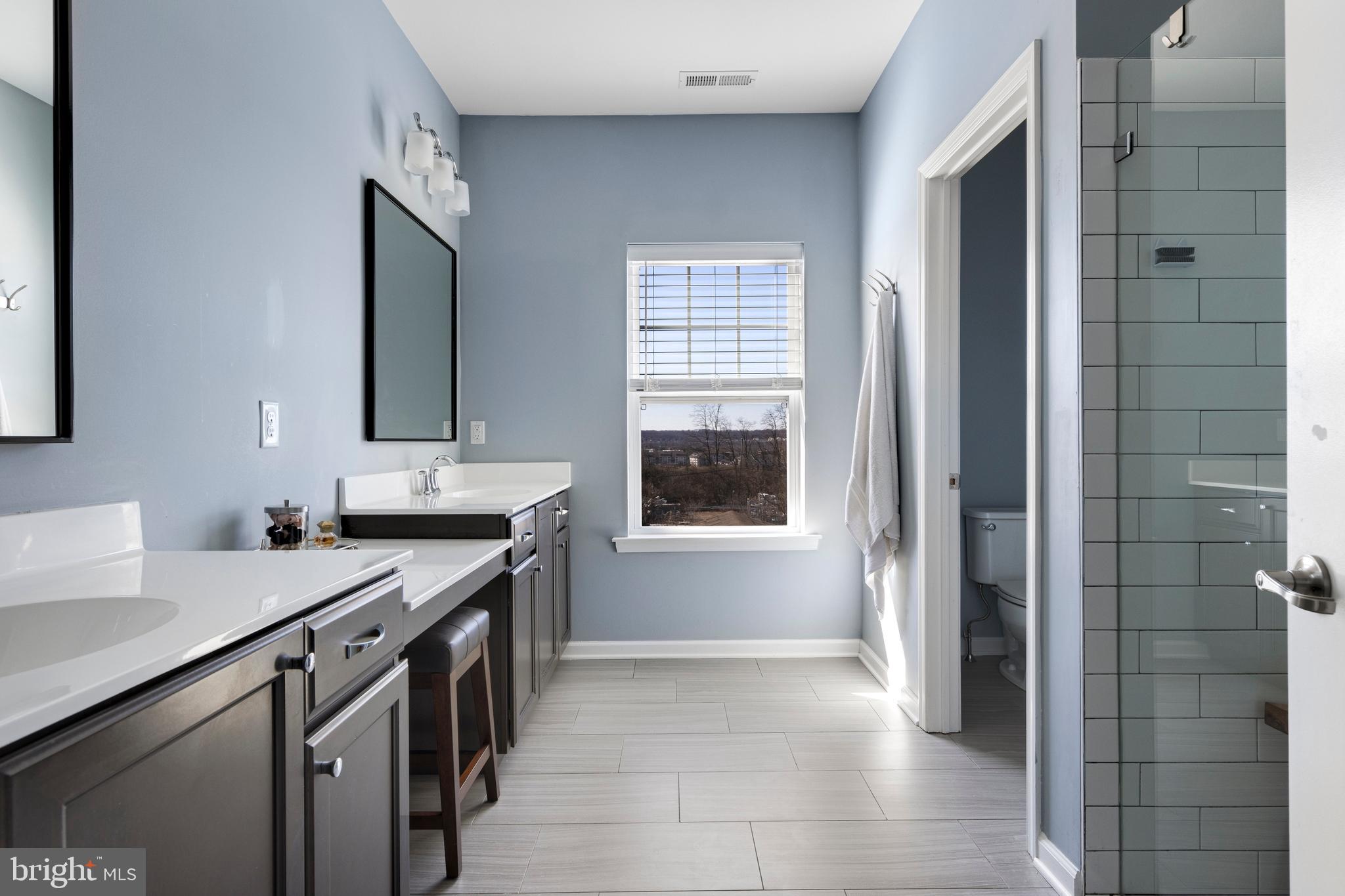 SPRING OAK - Residential