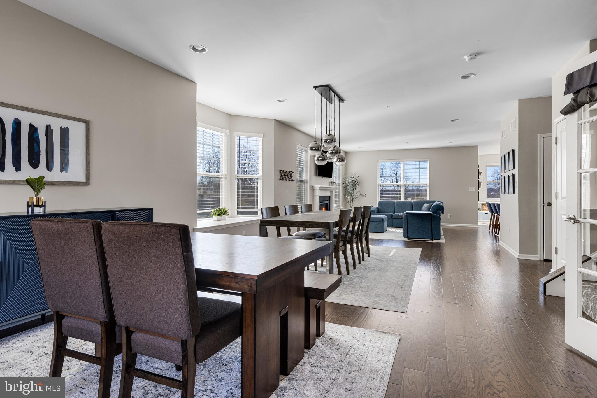 SPRING OAK - Residential