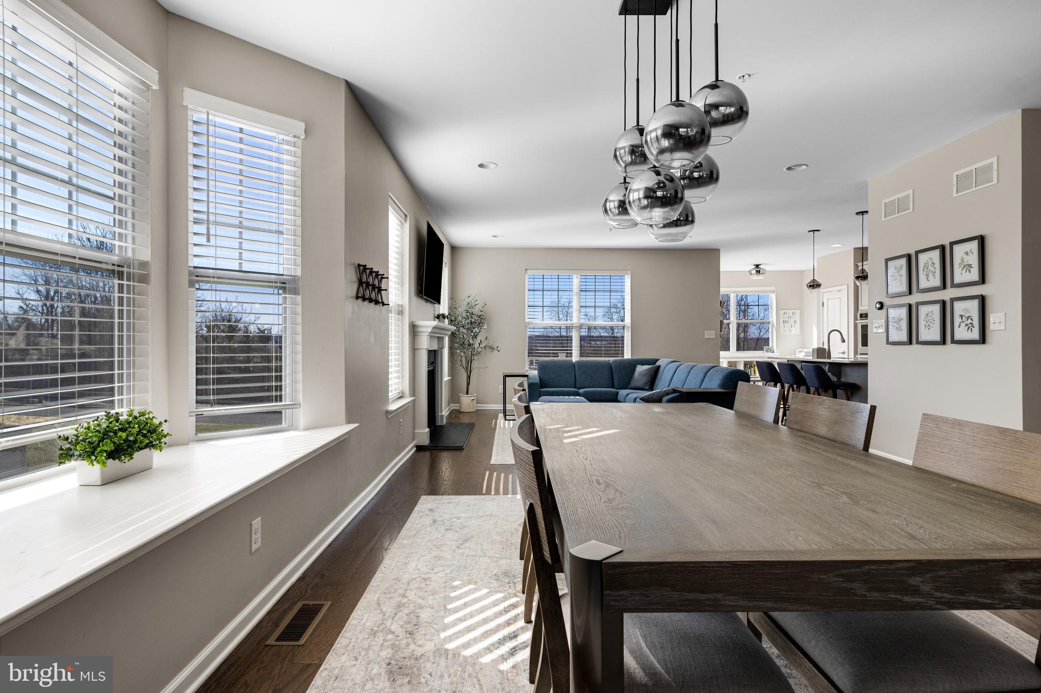 SPRING OAK - Residential