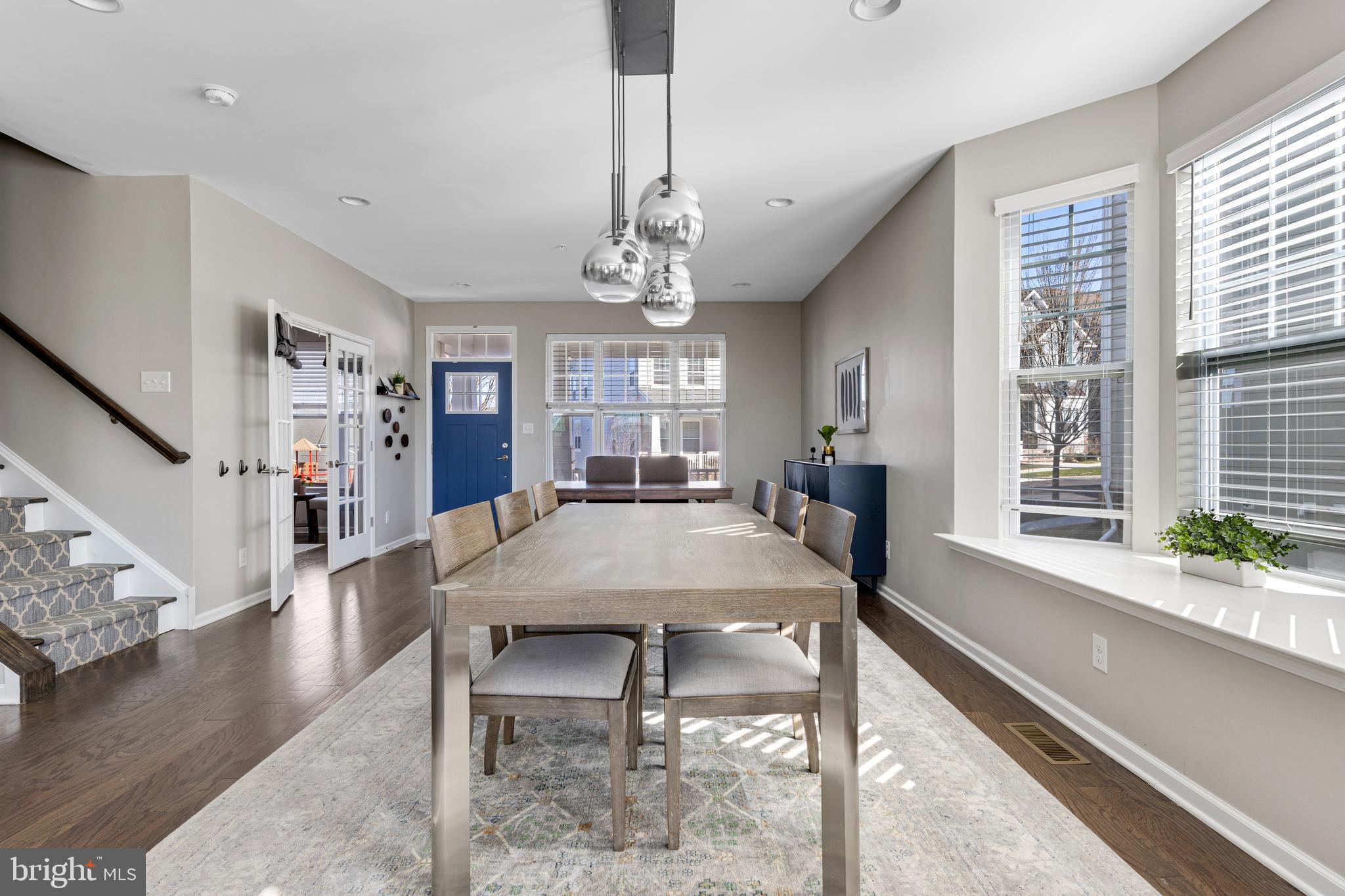 SPRING OAK - Residential