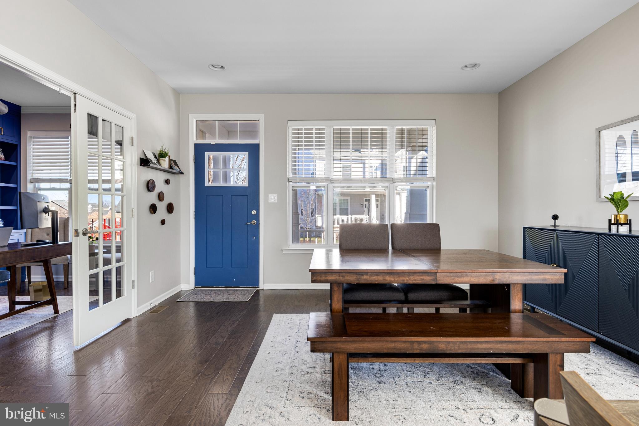 SPRING OAK - Residential