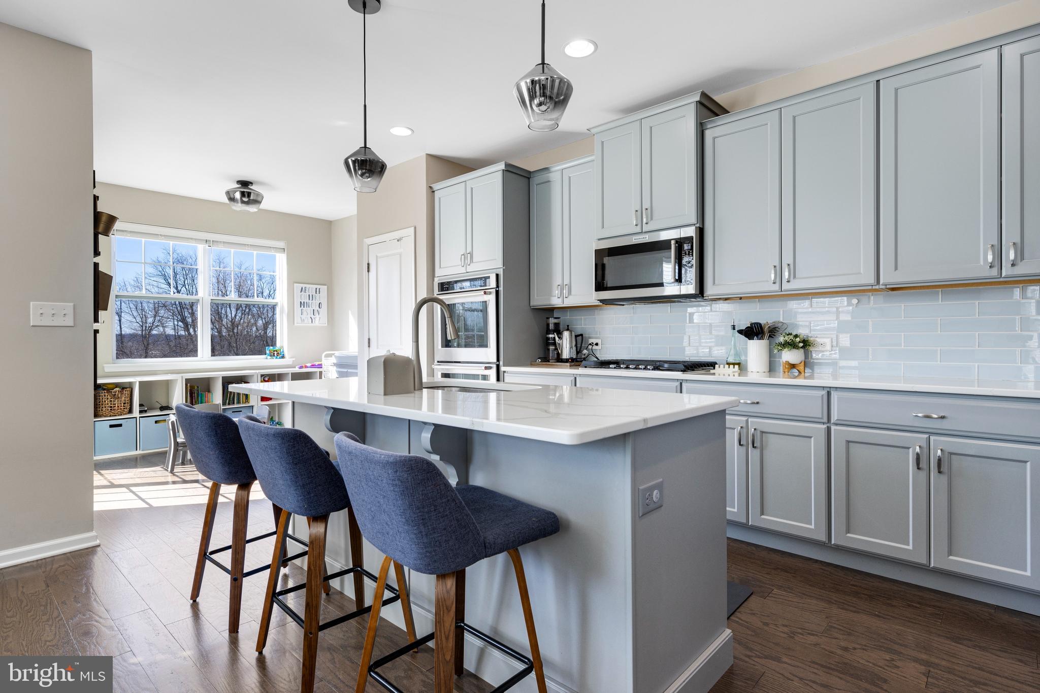 SPRING OAK - Residential