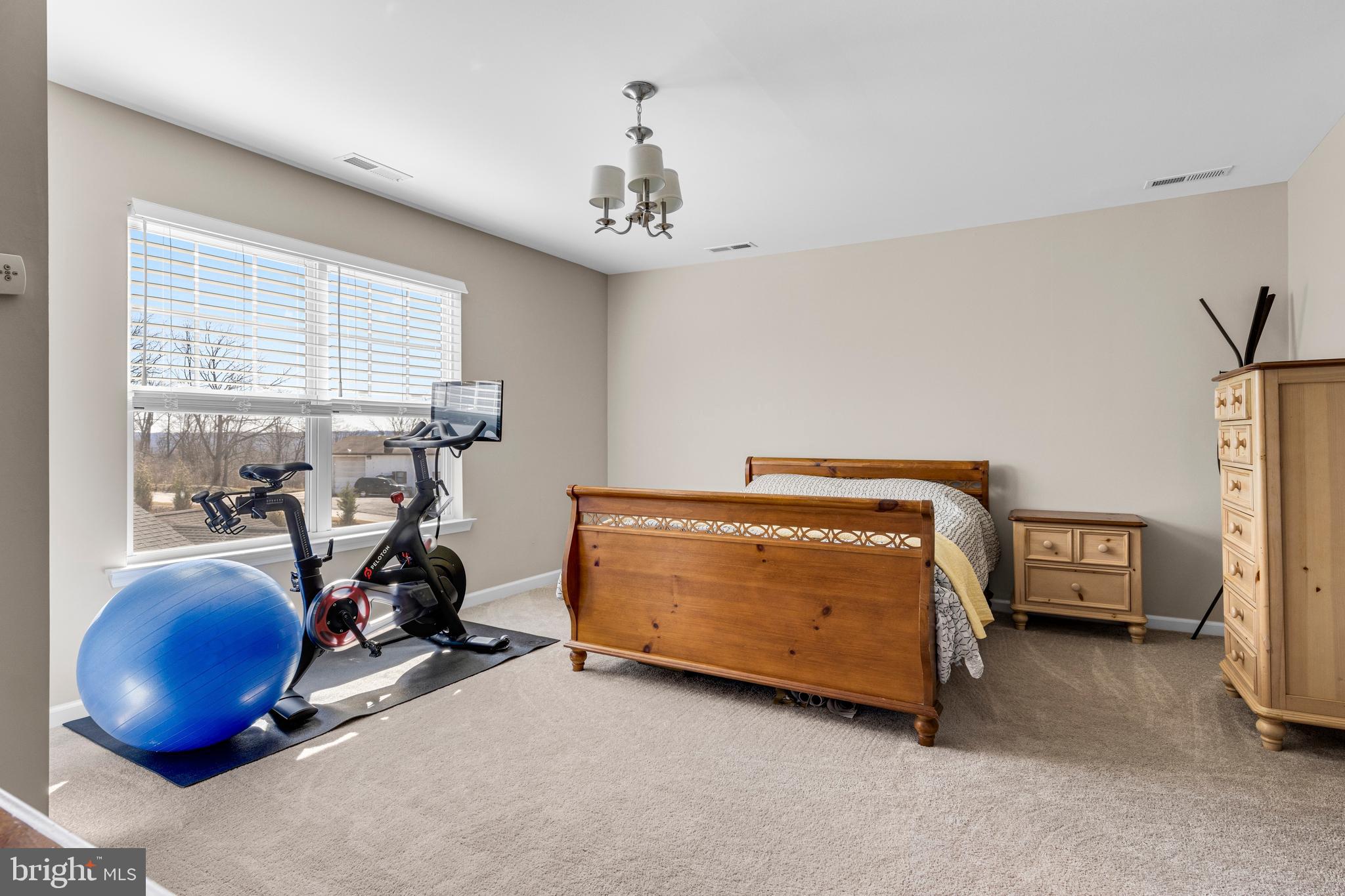 SPRING OAK - Residential