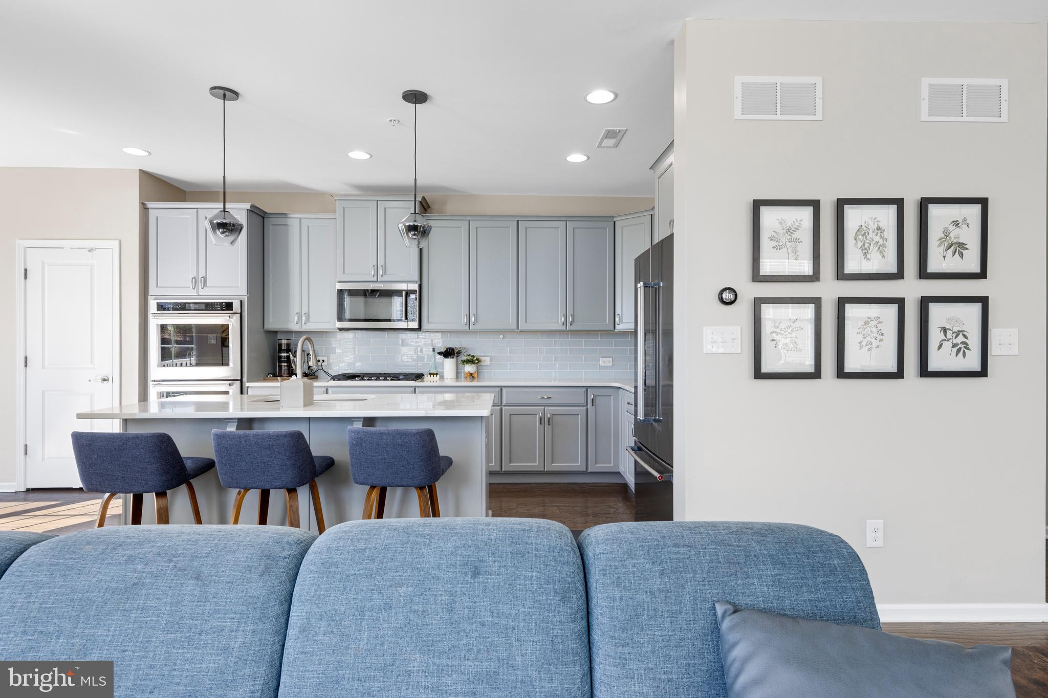 SPRING OAK - Residential