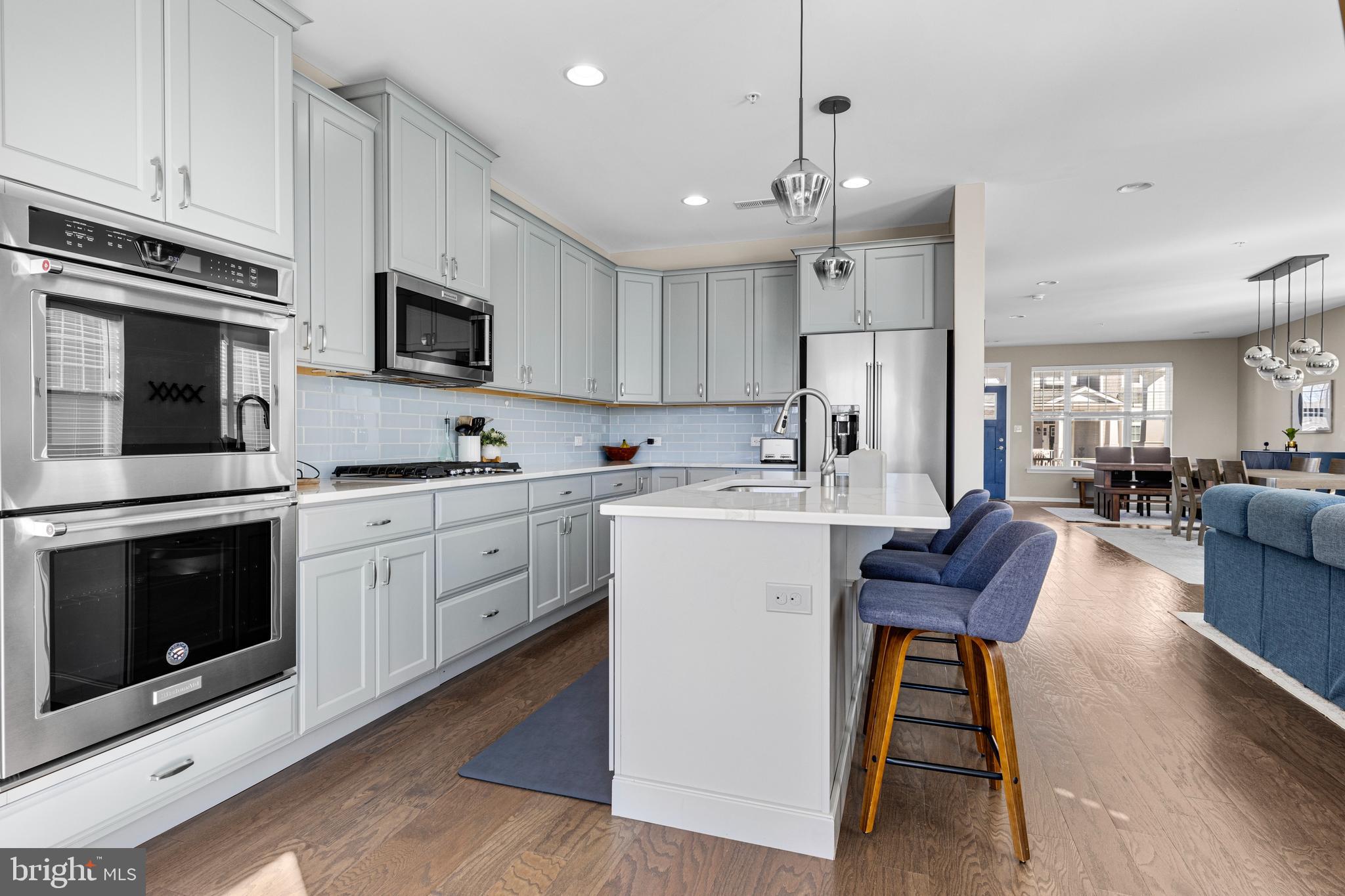 SPRING OAK - Residential