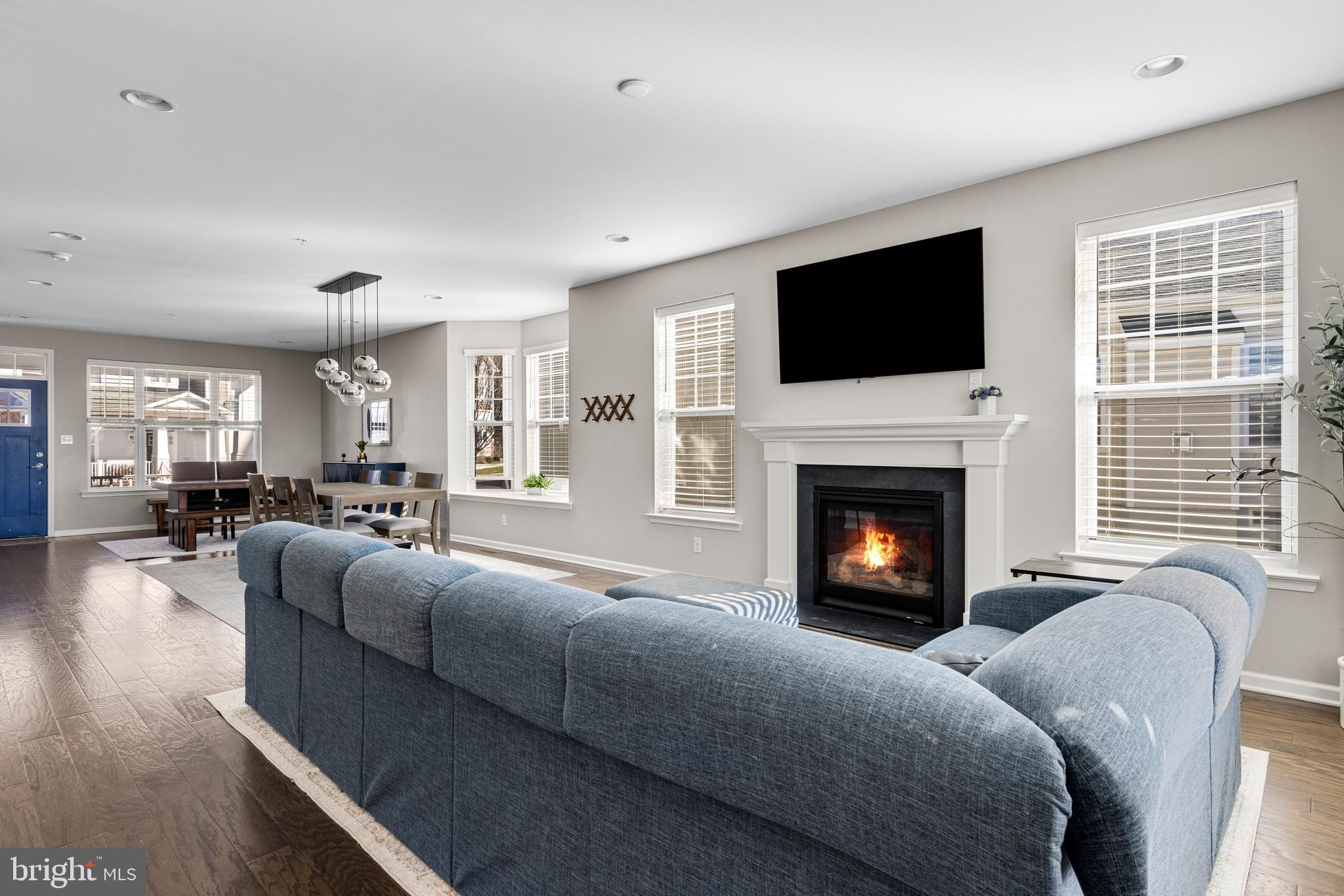 SPRING OAK - Residential