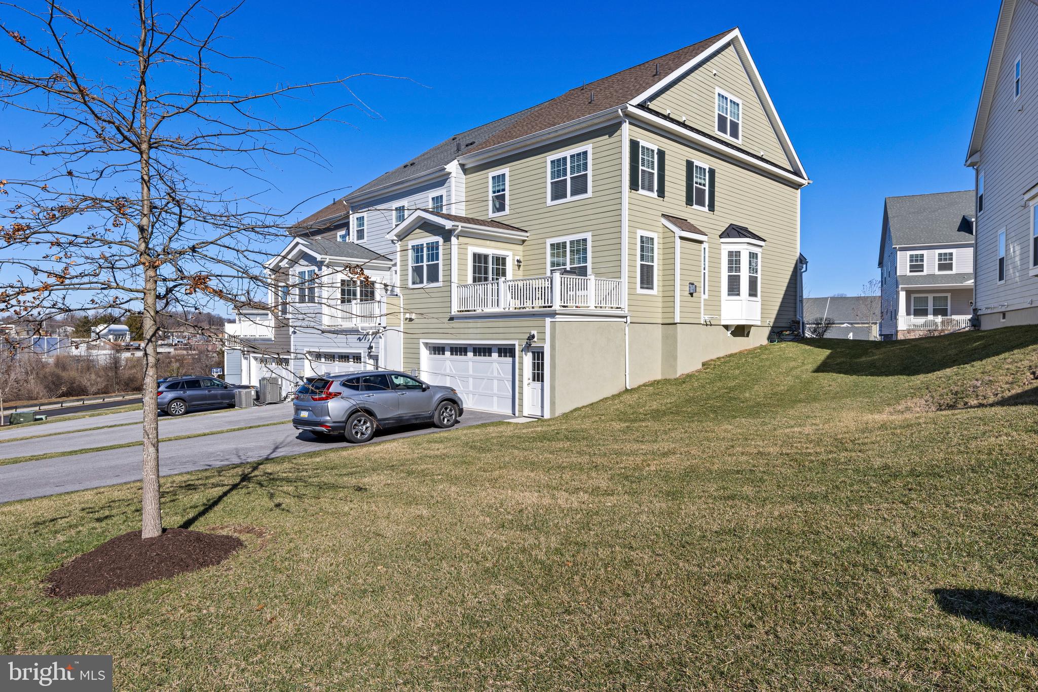 SPRING OAK - Residential