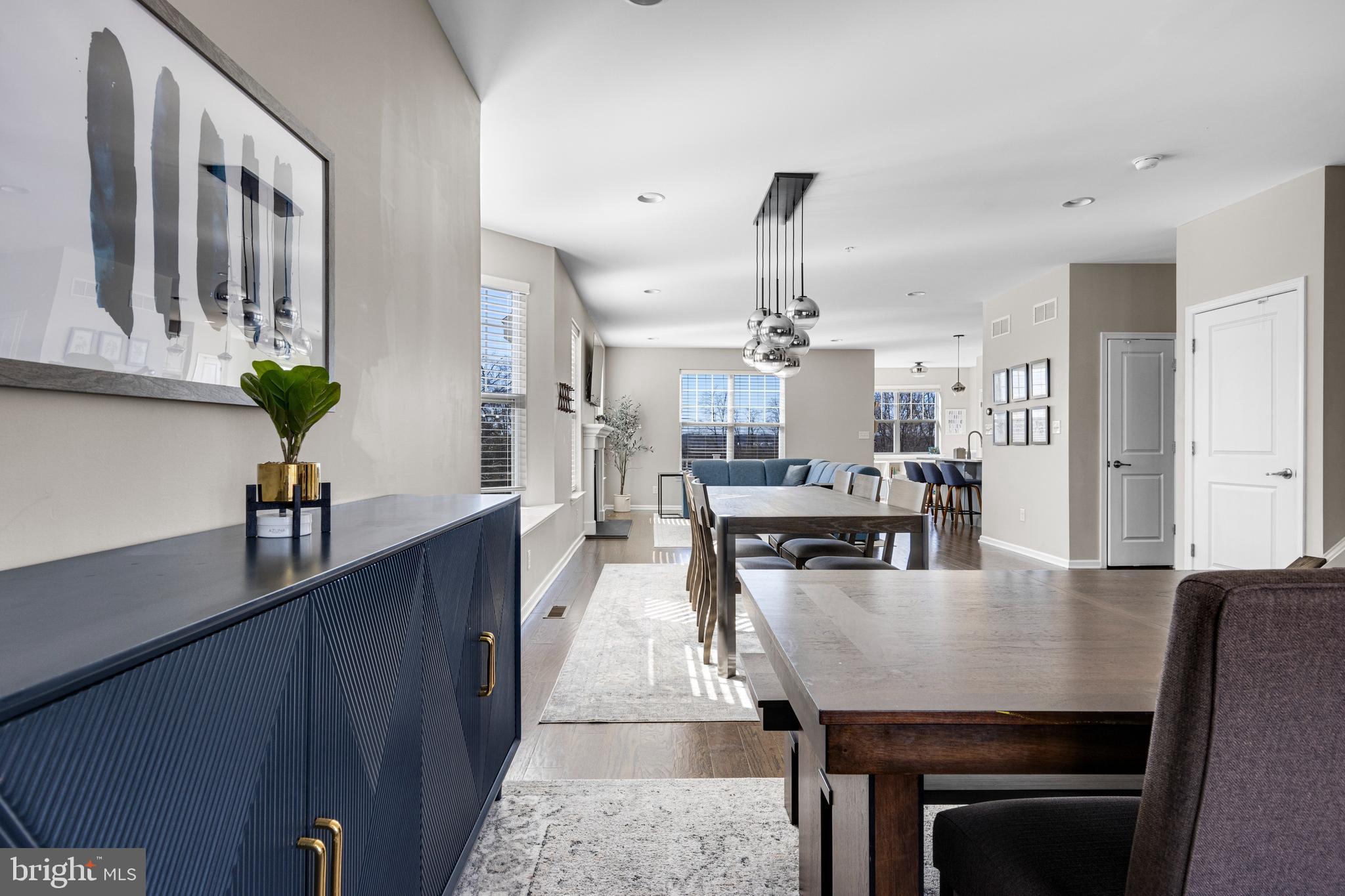 SPRING OAK - Residential