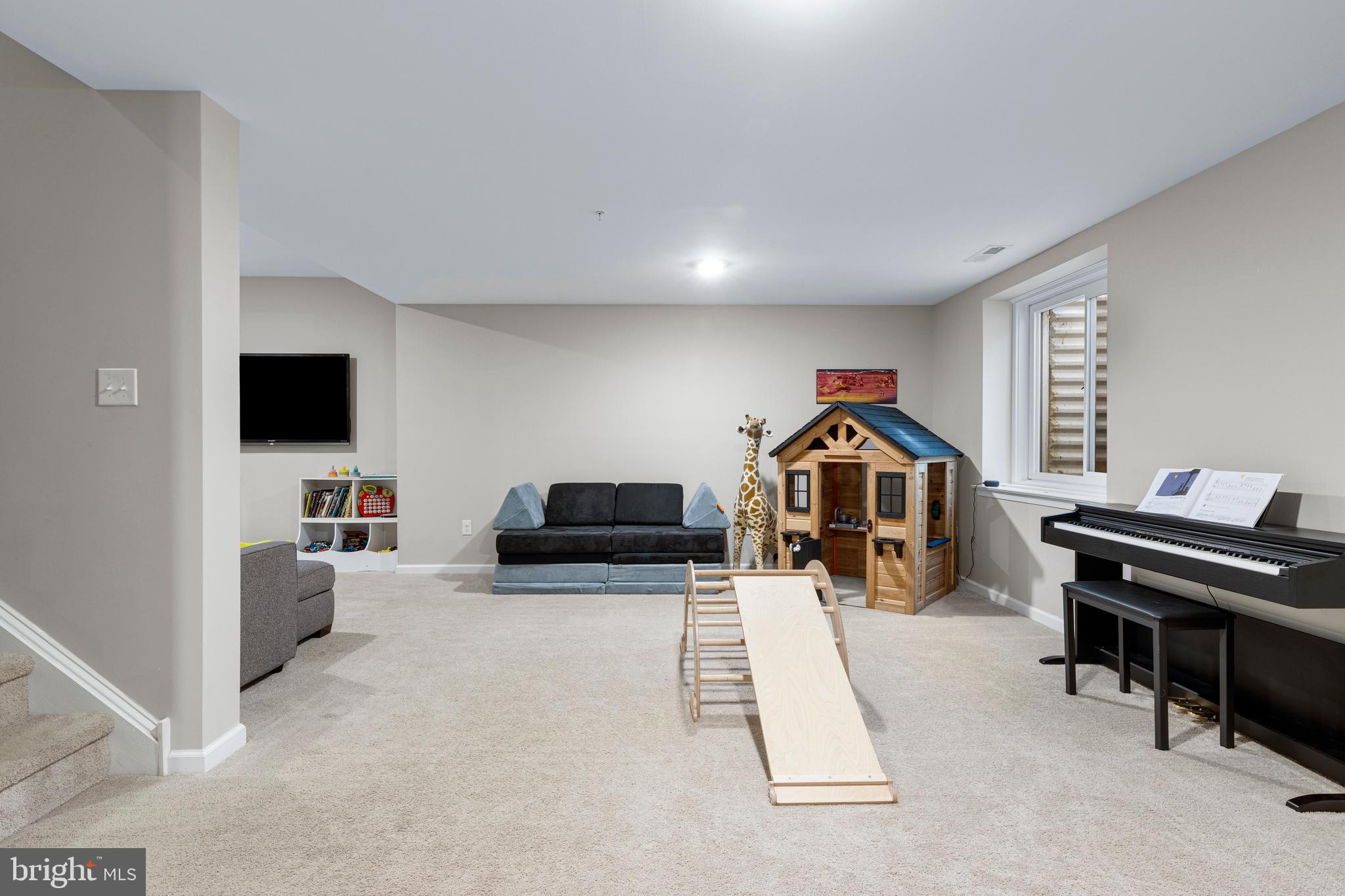 SPRING OAK - Residential