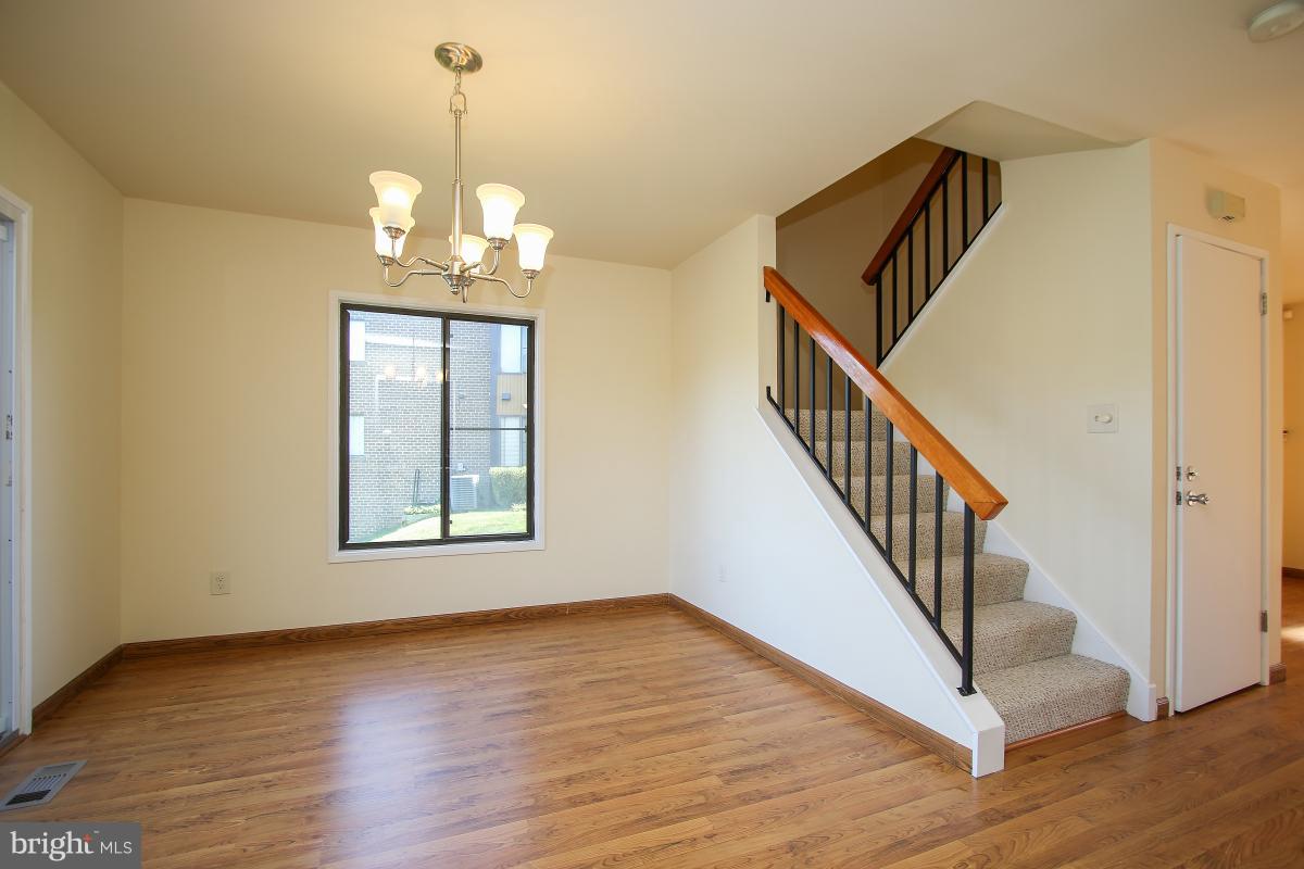 DORSEYS REGARD - Residential