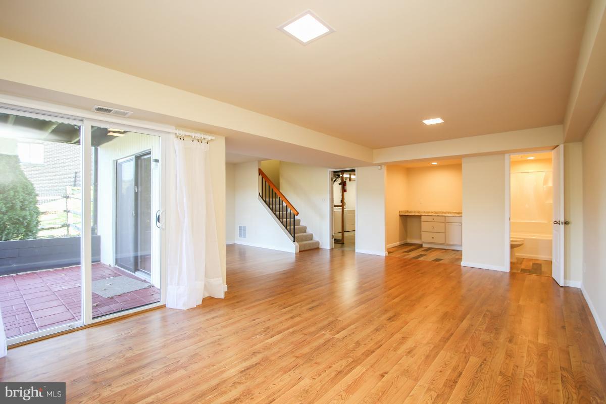 DORSEYS REGARD - Residential