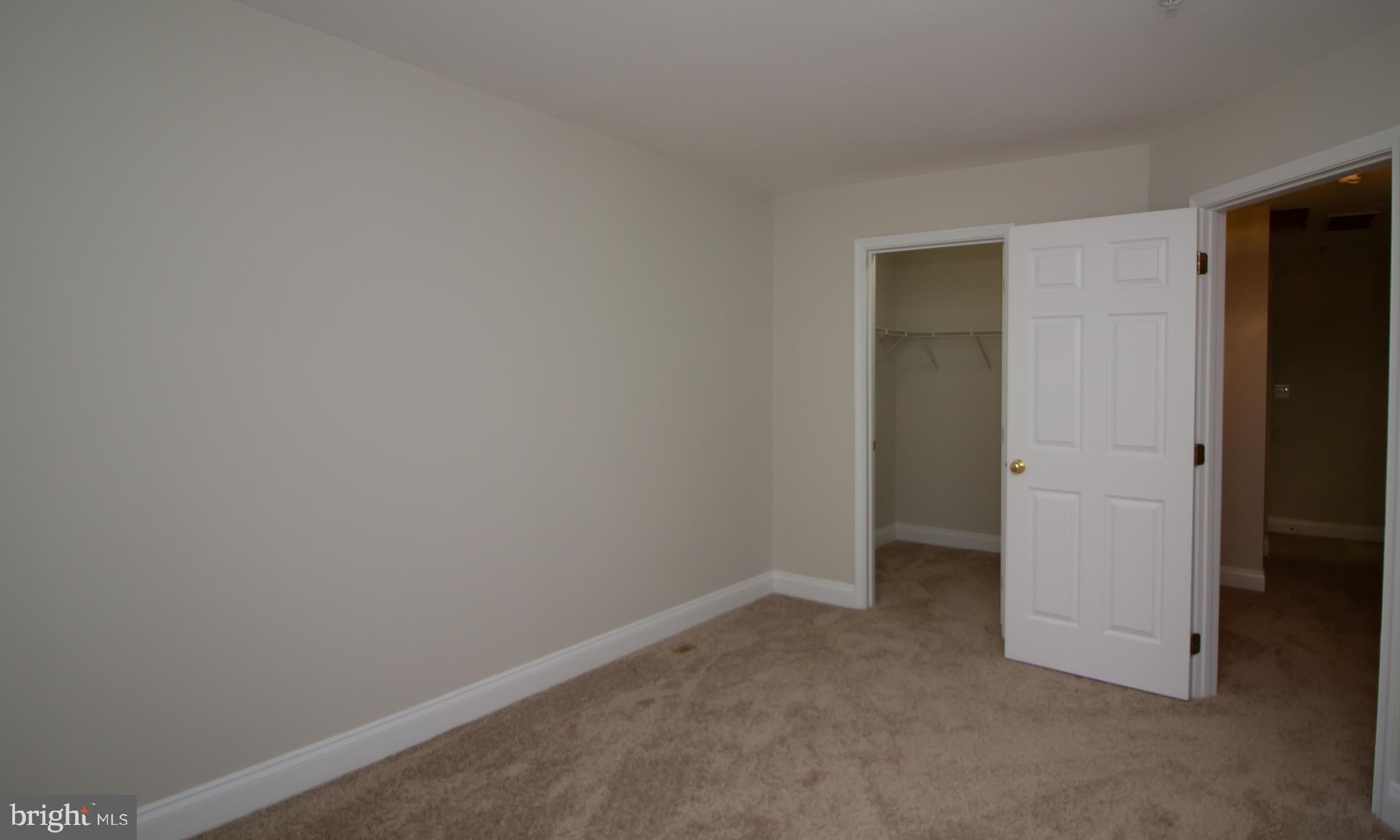 PINEY ORCHARD - Residential Lease