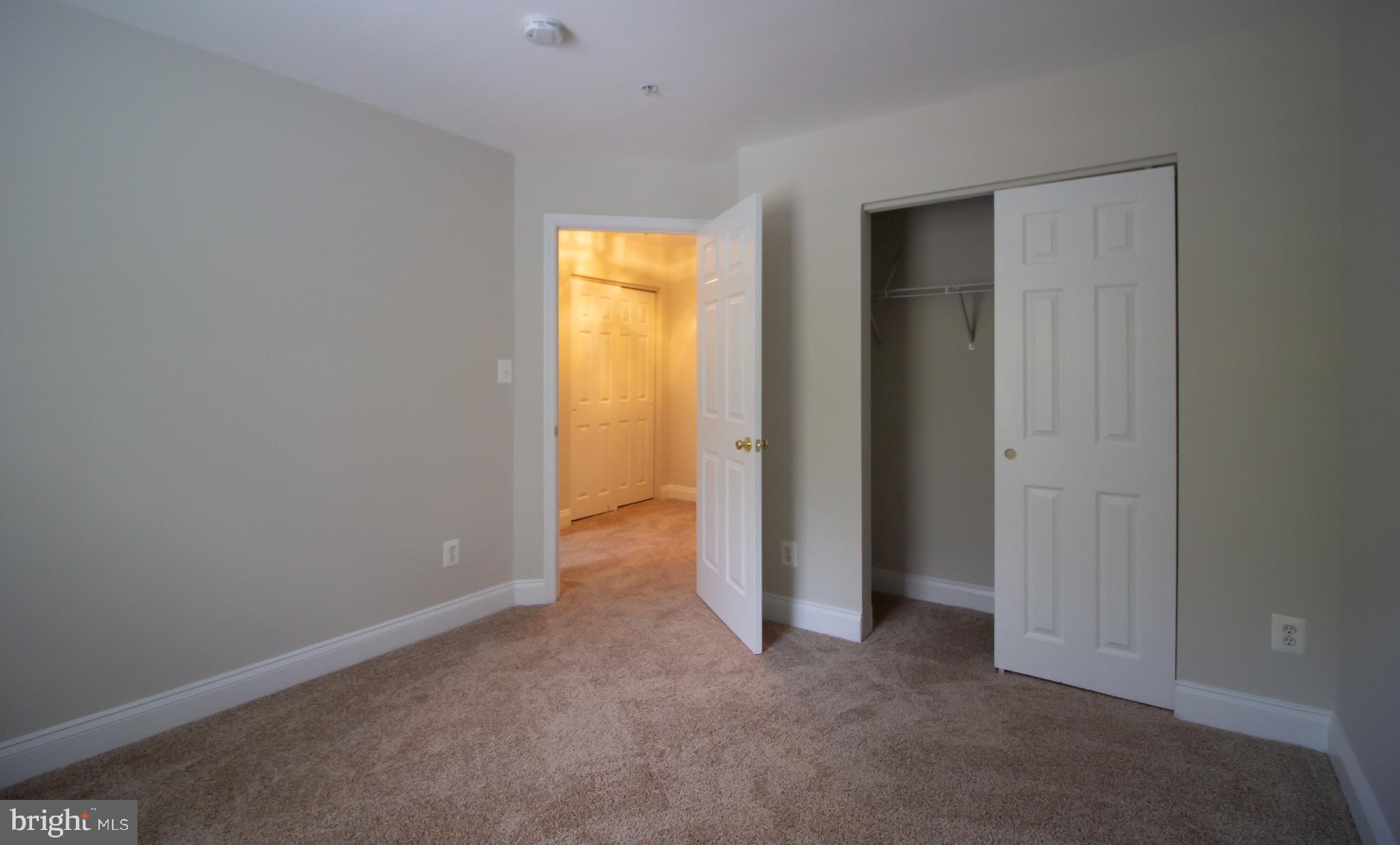 PINEY ORCHARD - Residential Lease