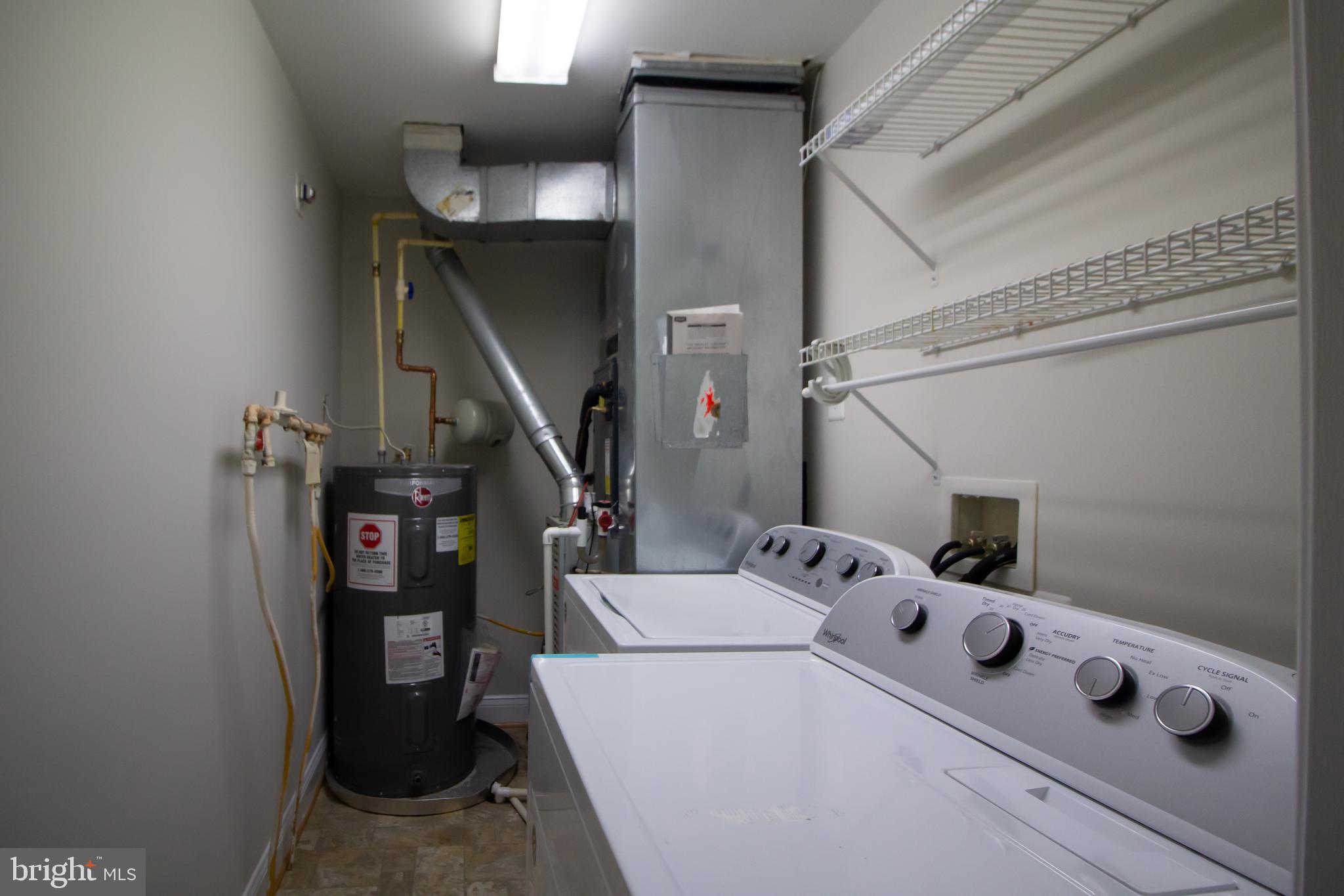 PINEY ORCHARD - Residential Lease