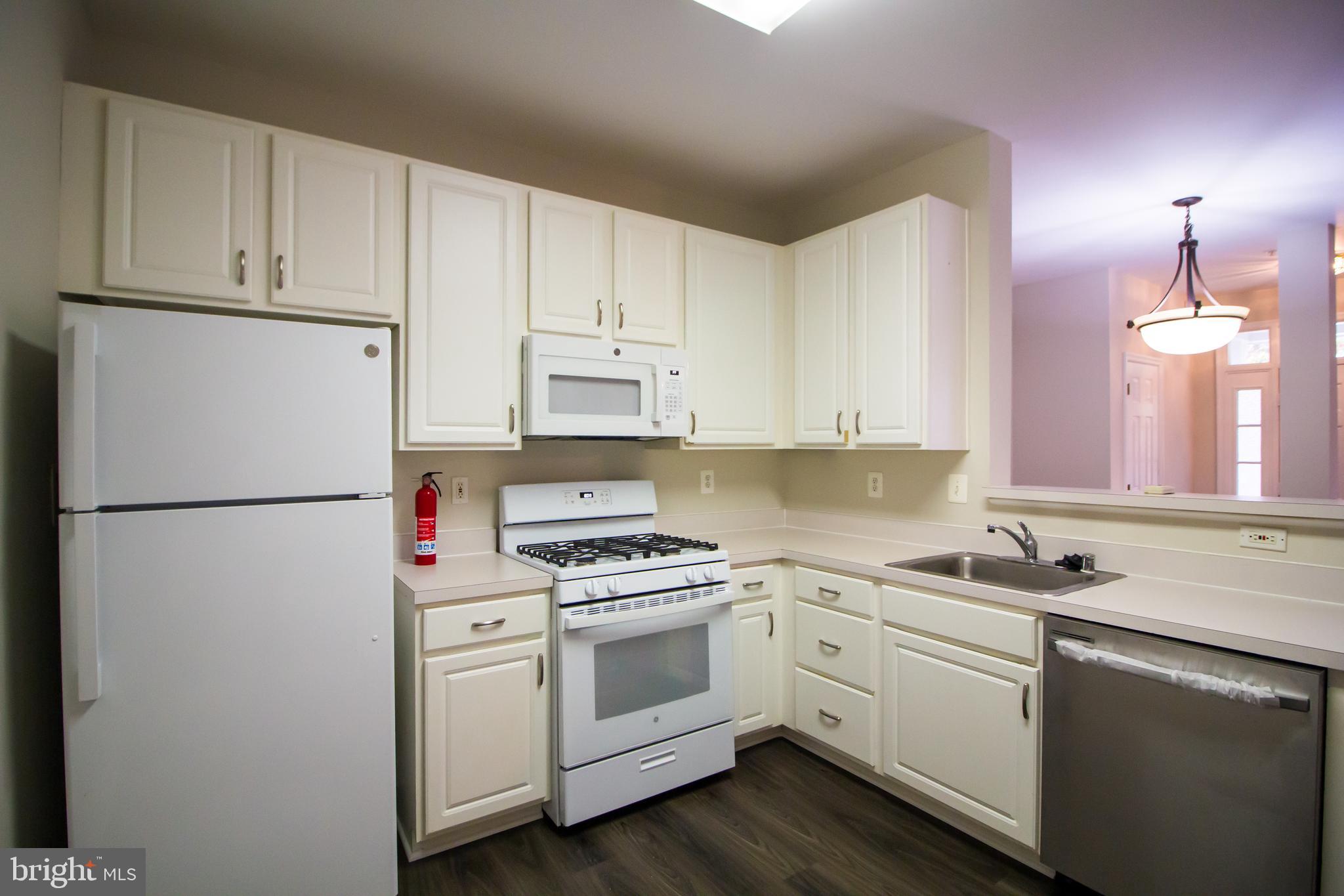 PINEY ORCHARD - Residential Lease