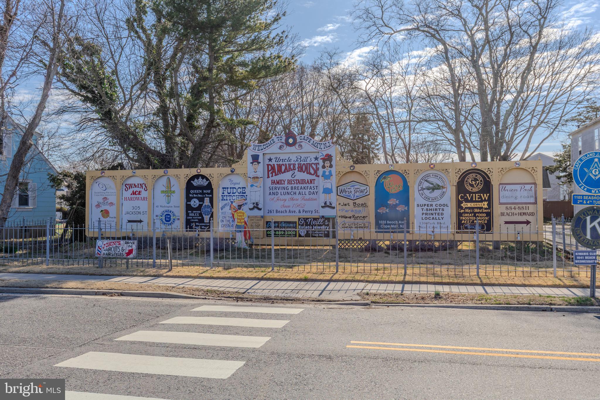 1352 WASHINGTON STREET