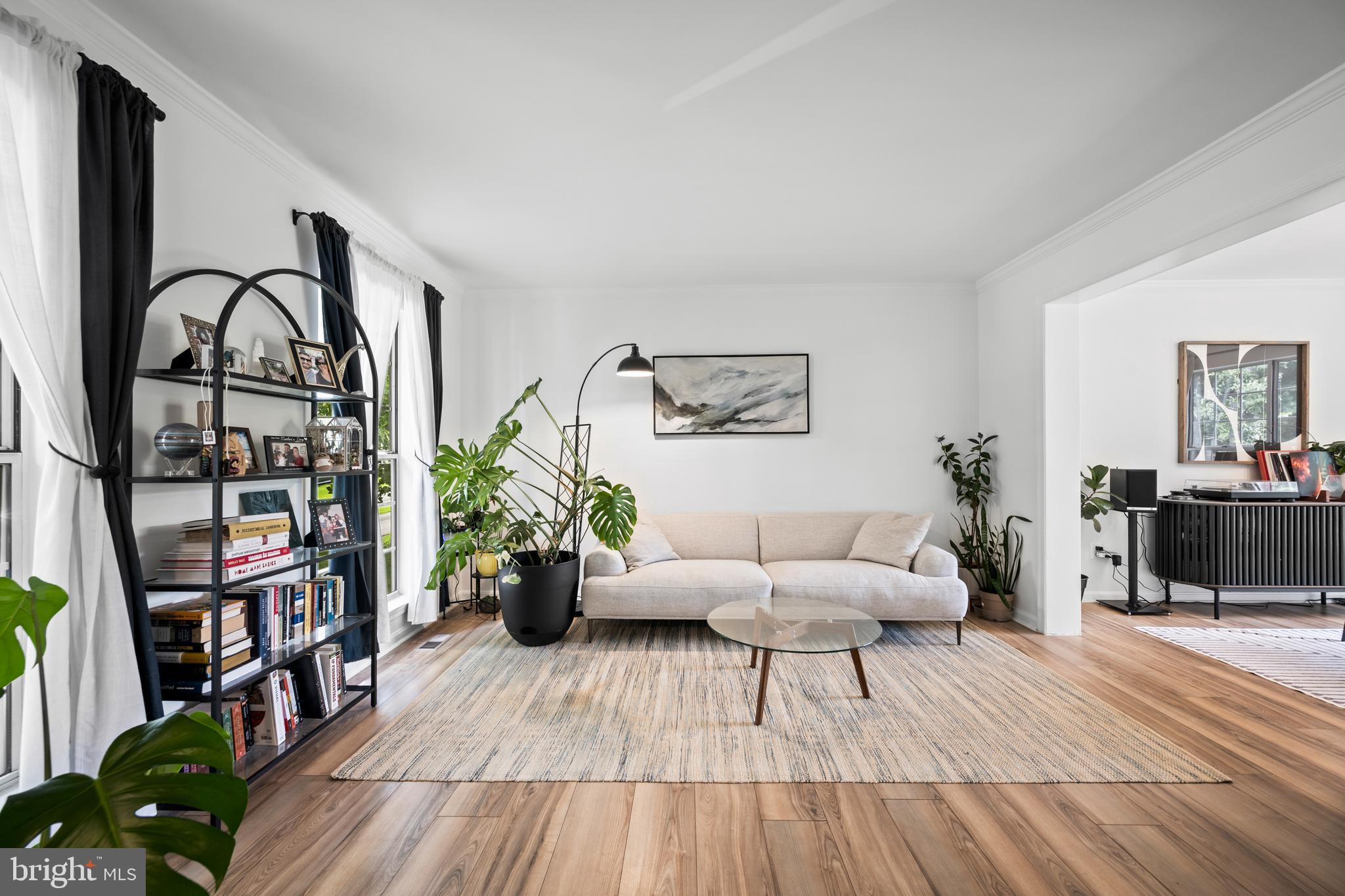 7991 FOXWELL COURT