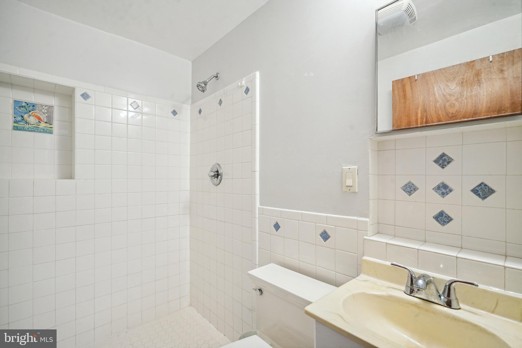 LYNWOOD - Residential