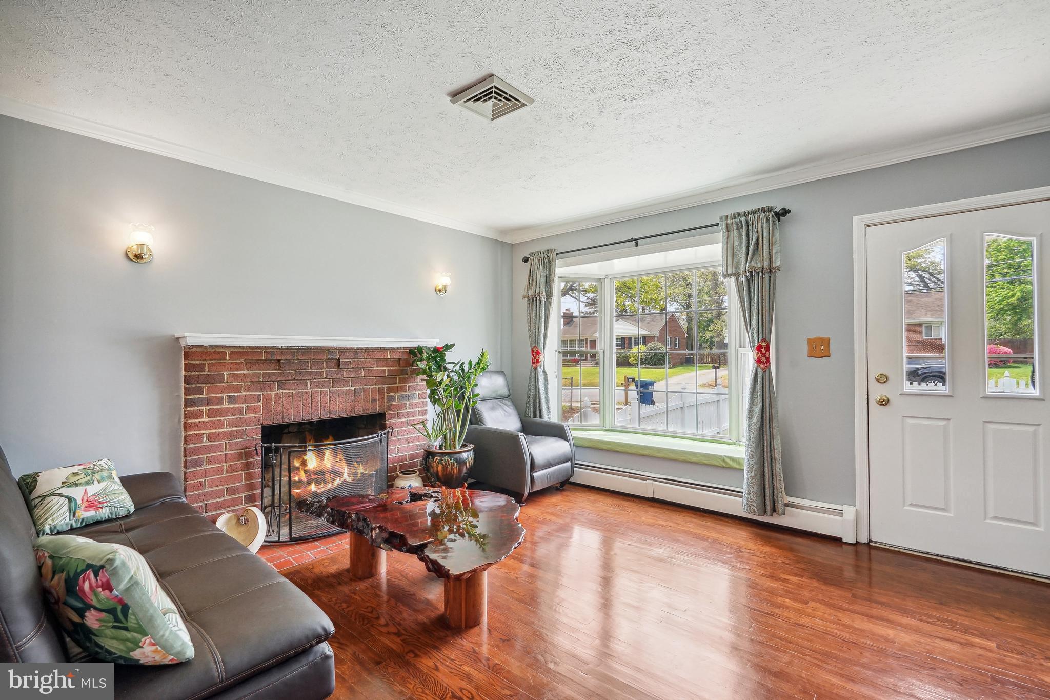 LYNWOOD - Residential