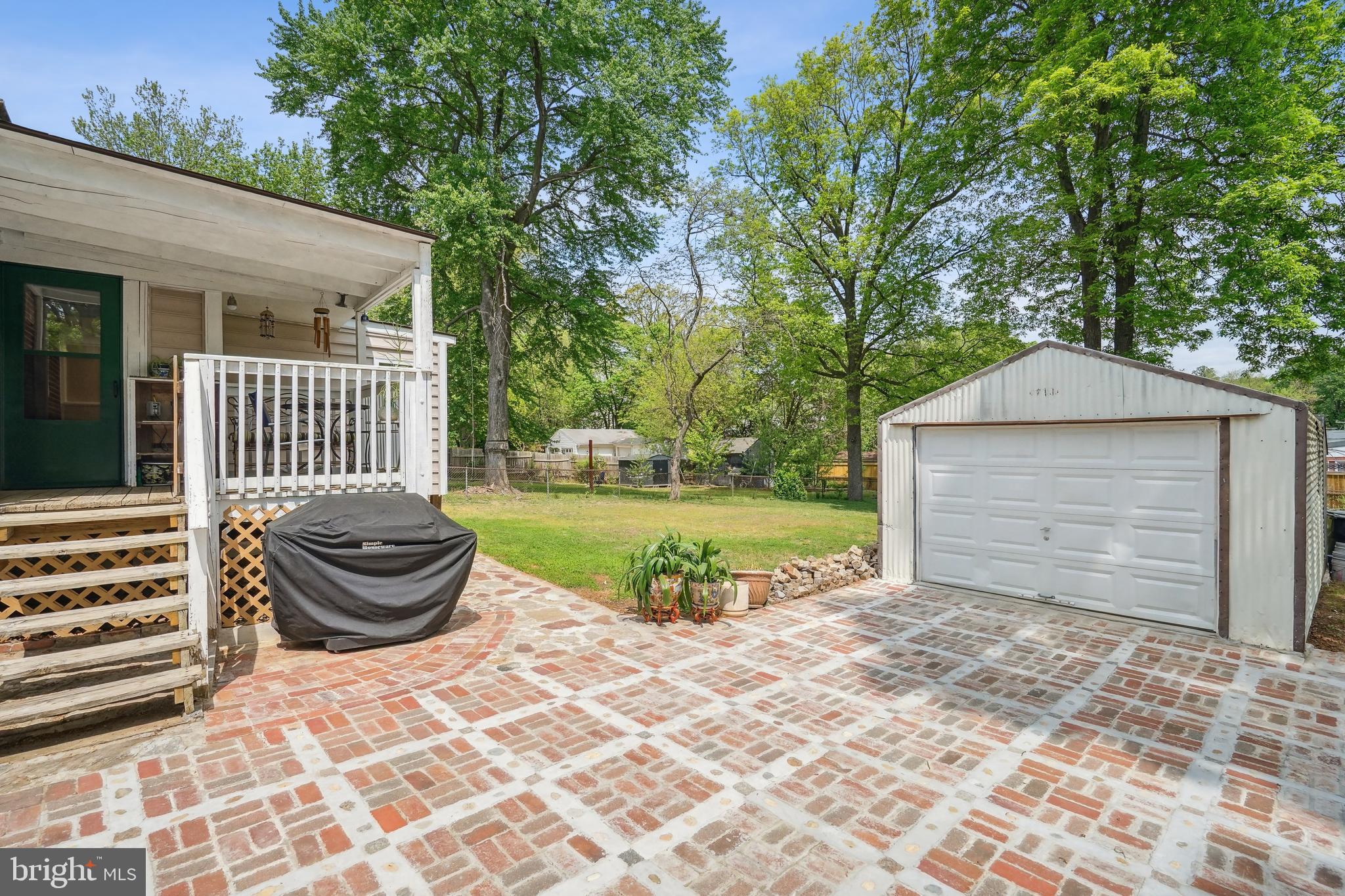 LYNWOOD - Residential