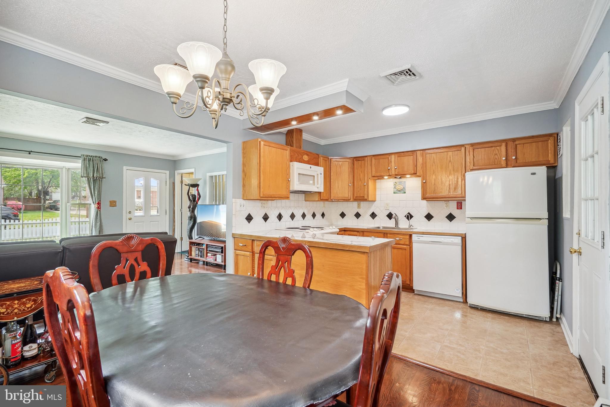 LYNWOOD - Residential