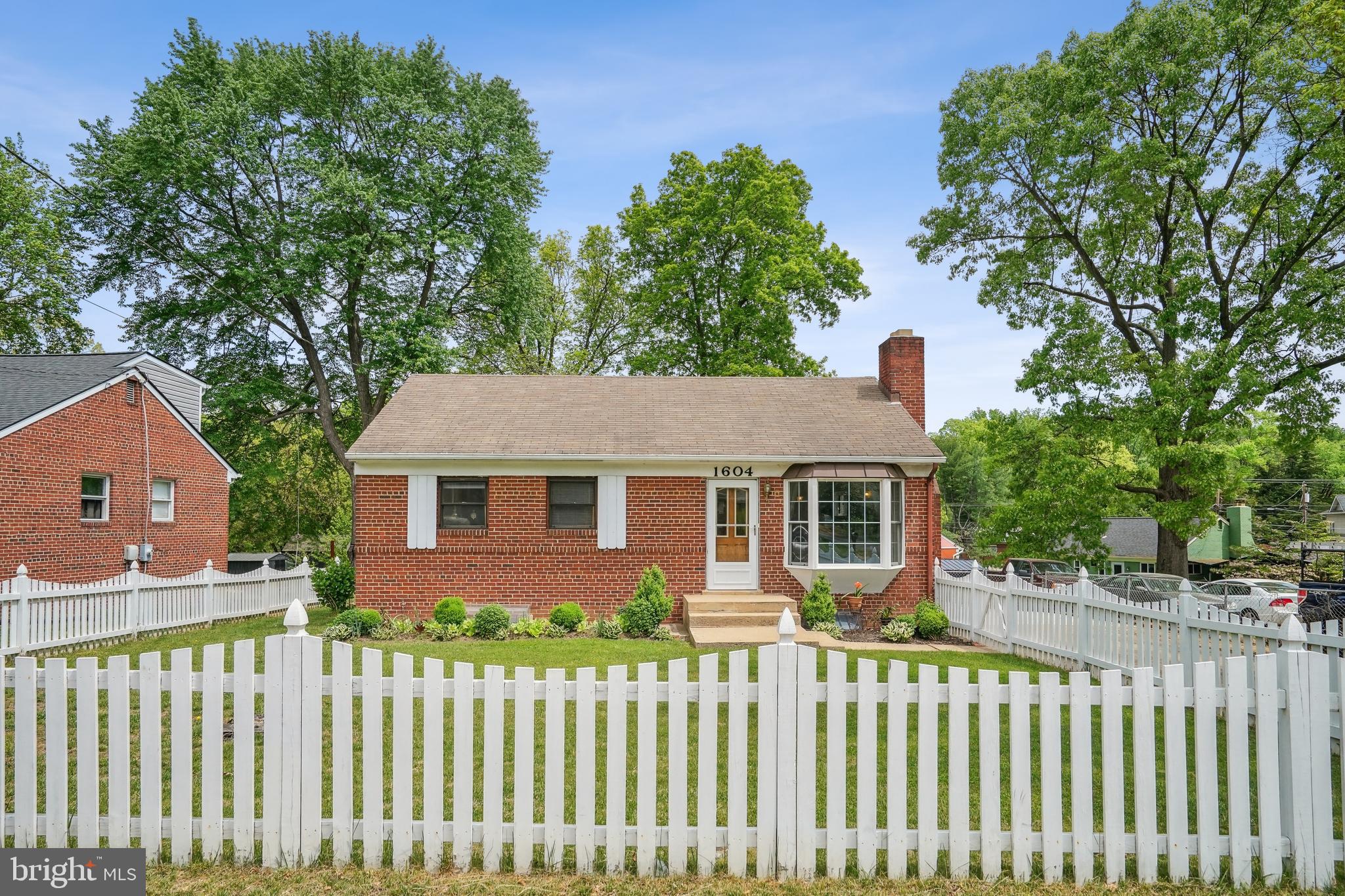 LYNWOOD - Residential