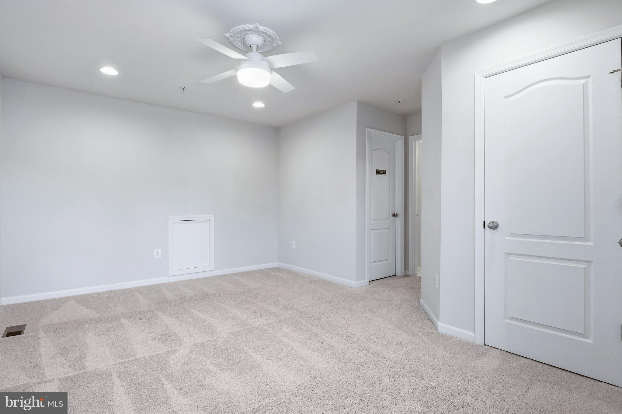 THE VILLAGE AT CABIN BRANCH - Residential