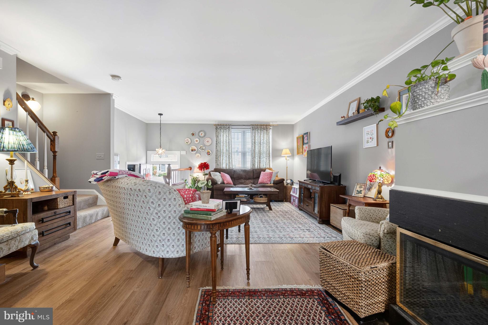 309 S PICKETT STREET