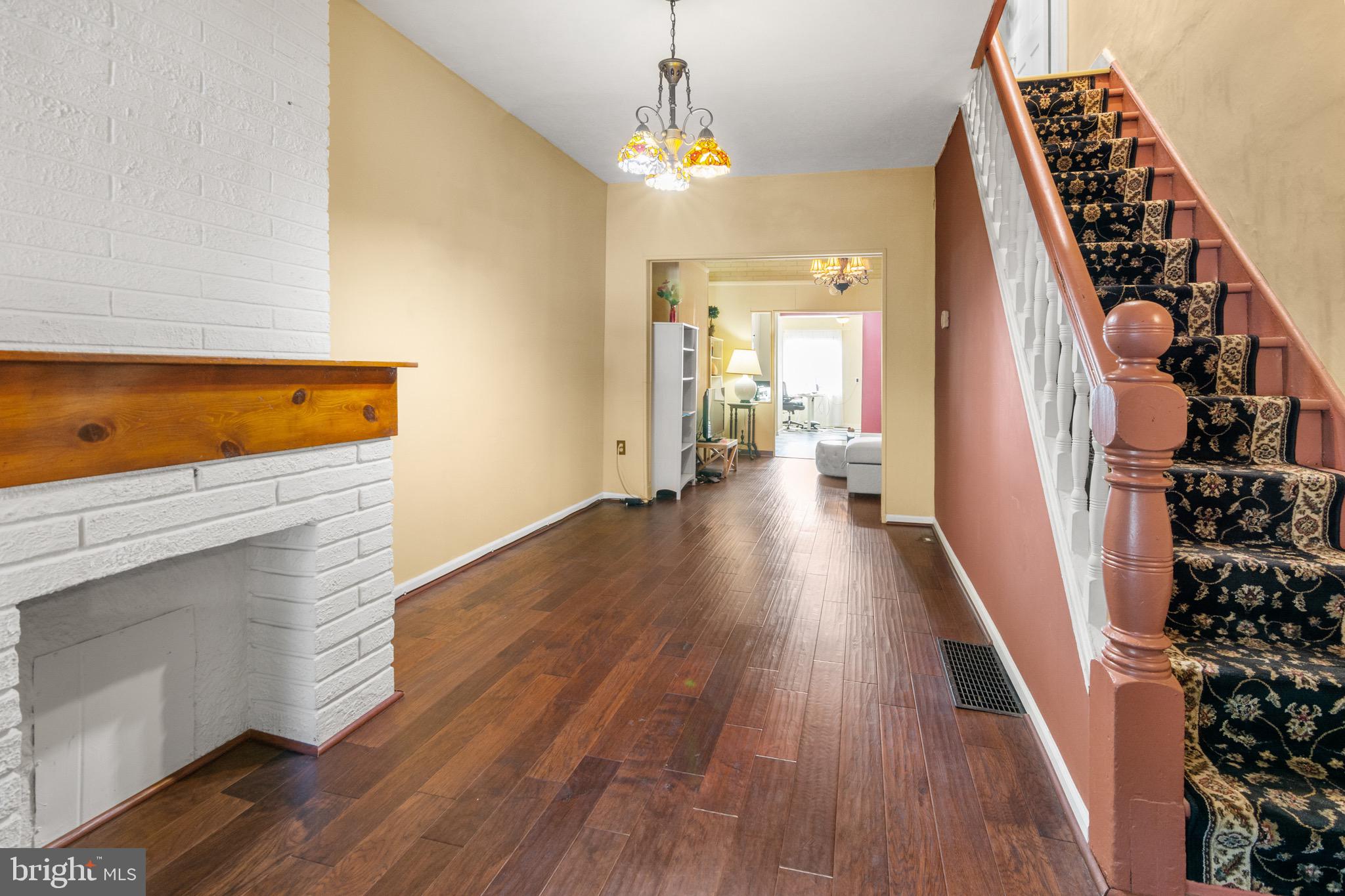 3 N MILTON AVENUE