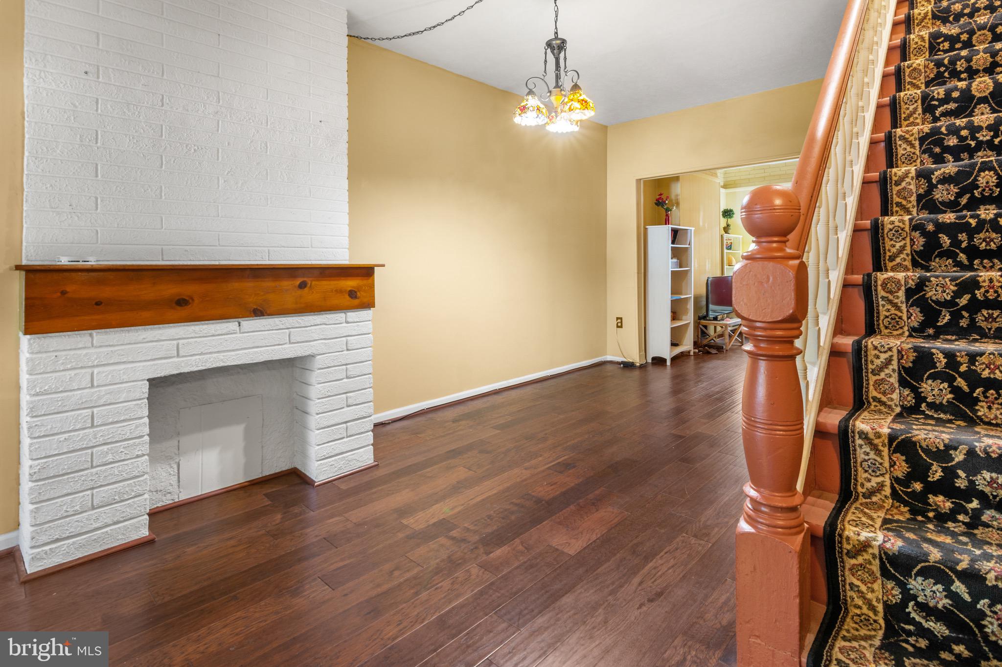 3 N MILTON AVENUE