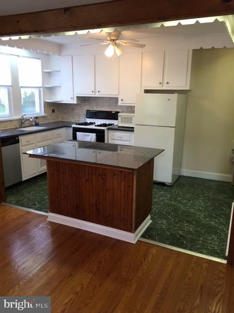 ARDMORE PARK - Residential Lease