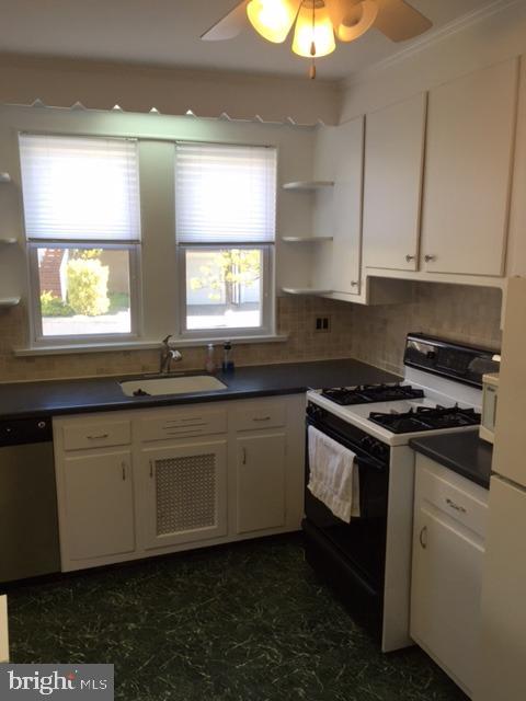 ARDMORE PARK - Residential Lease