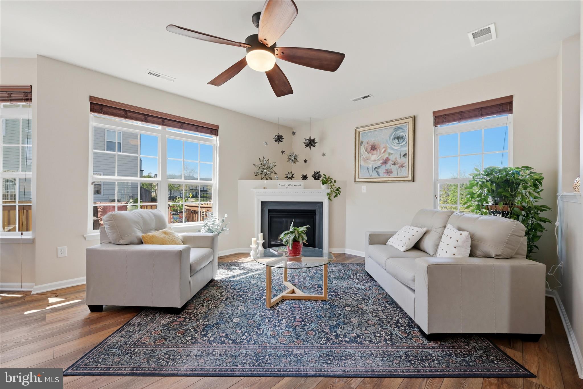 WAKELAND MANOR - Residential