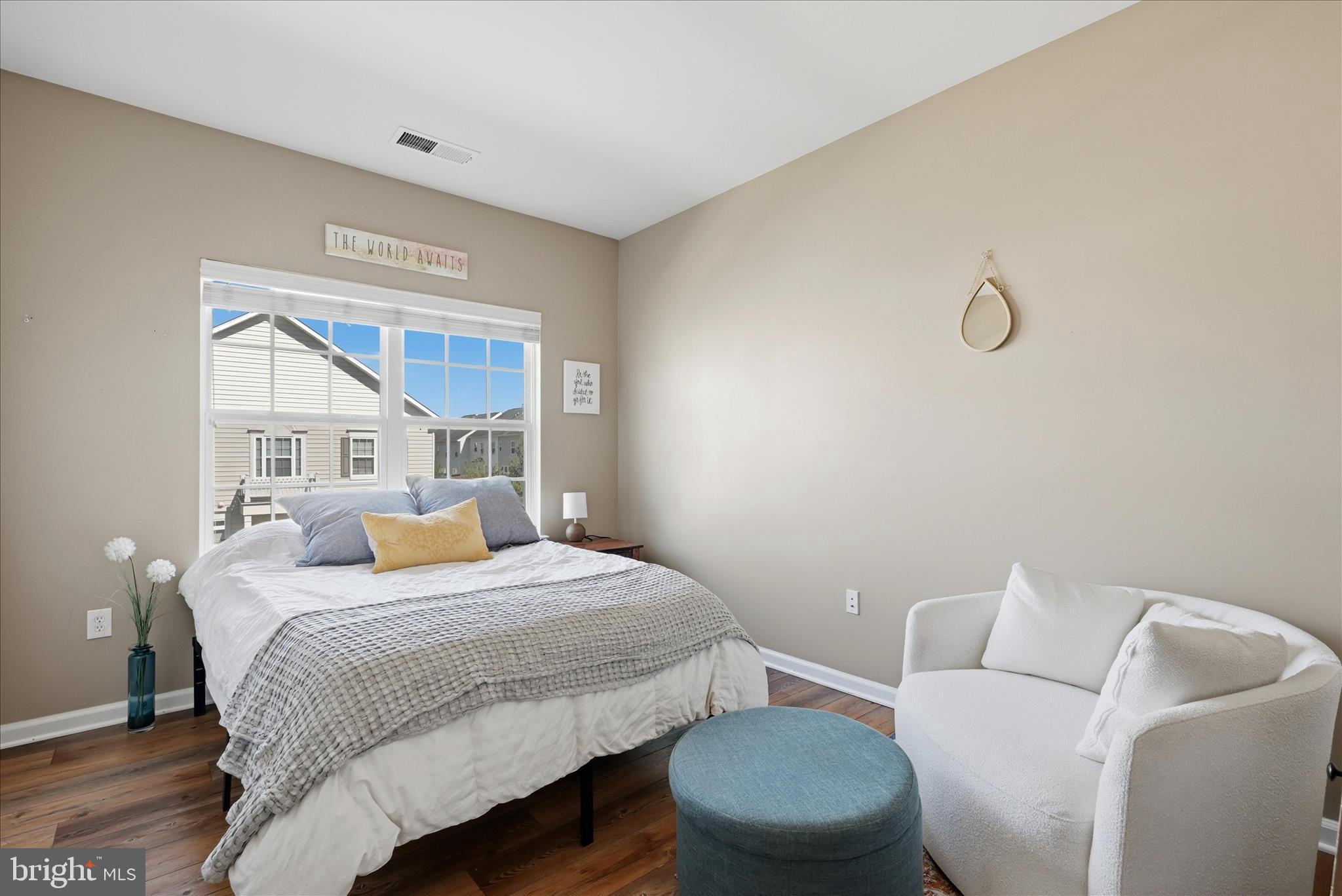 WAKELAND MANOR - Residential