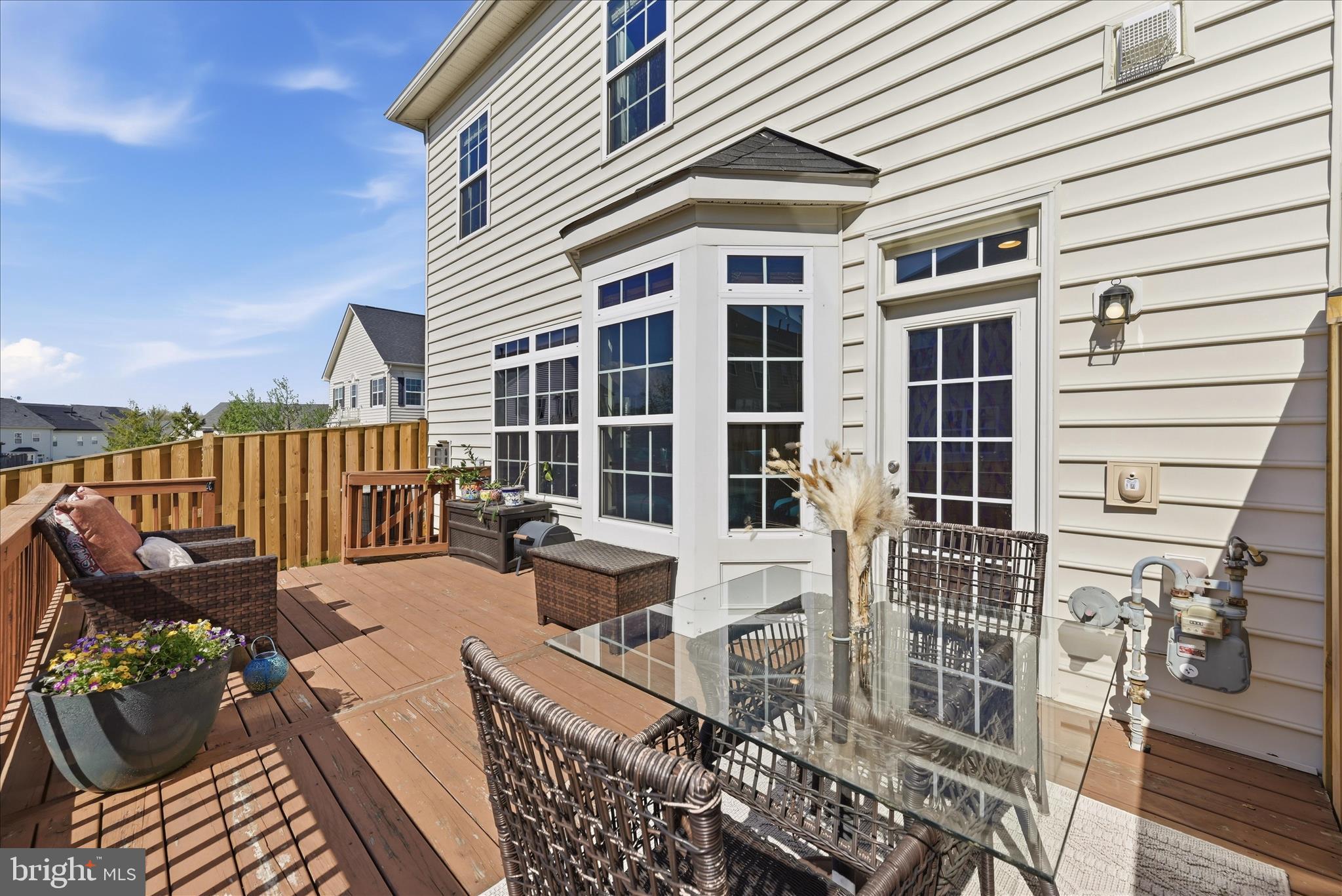 WAKELAND MANOR - Residential