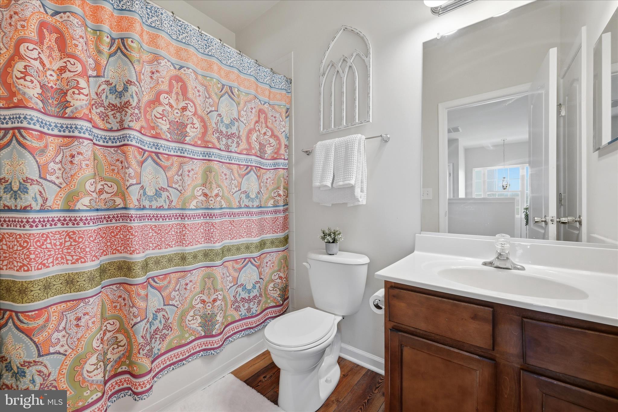 WAKELAND MANOR - Residential