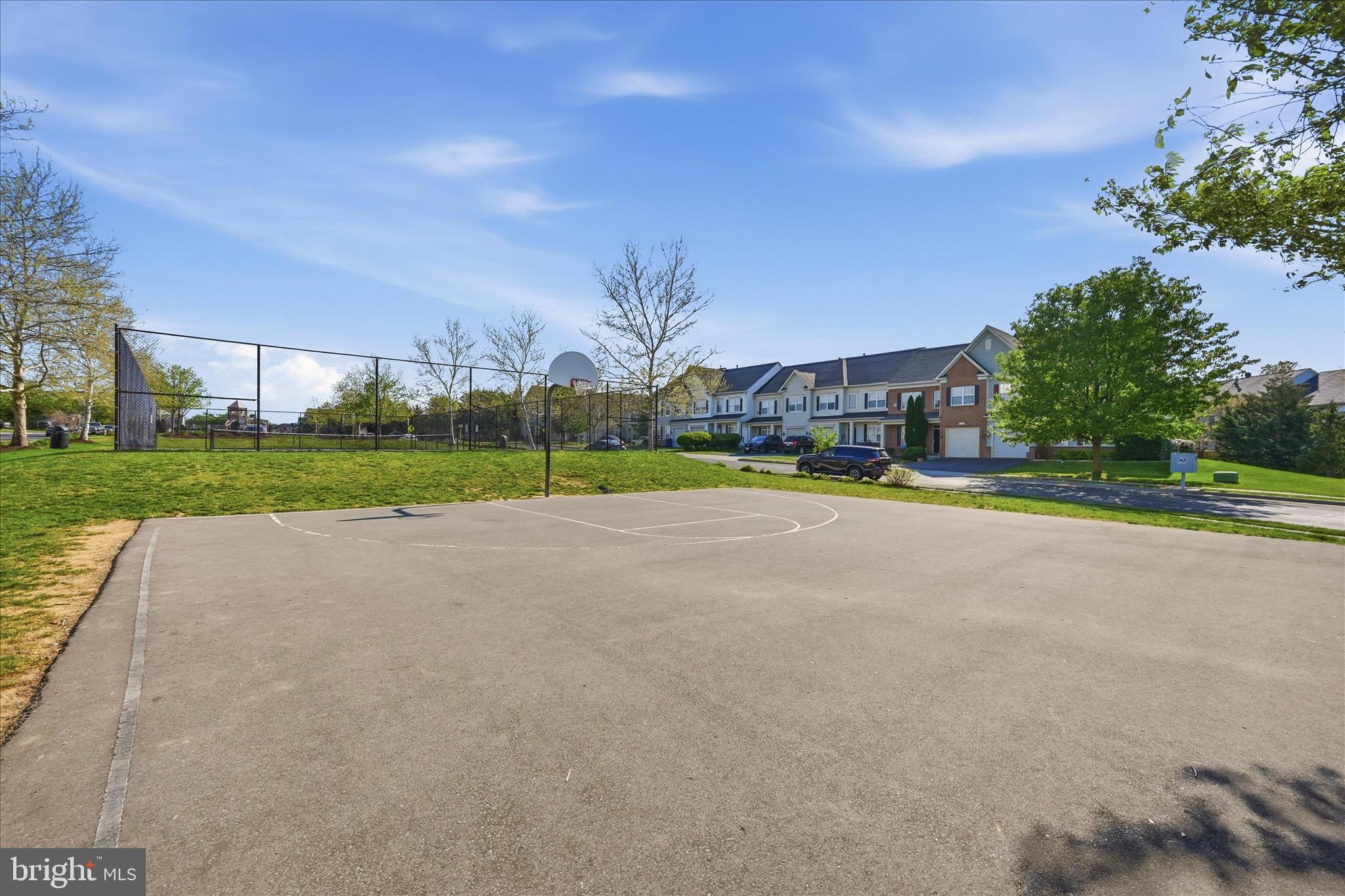 WAKELAND MANOR - Residential