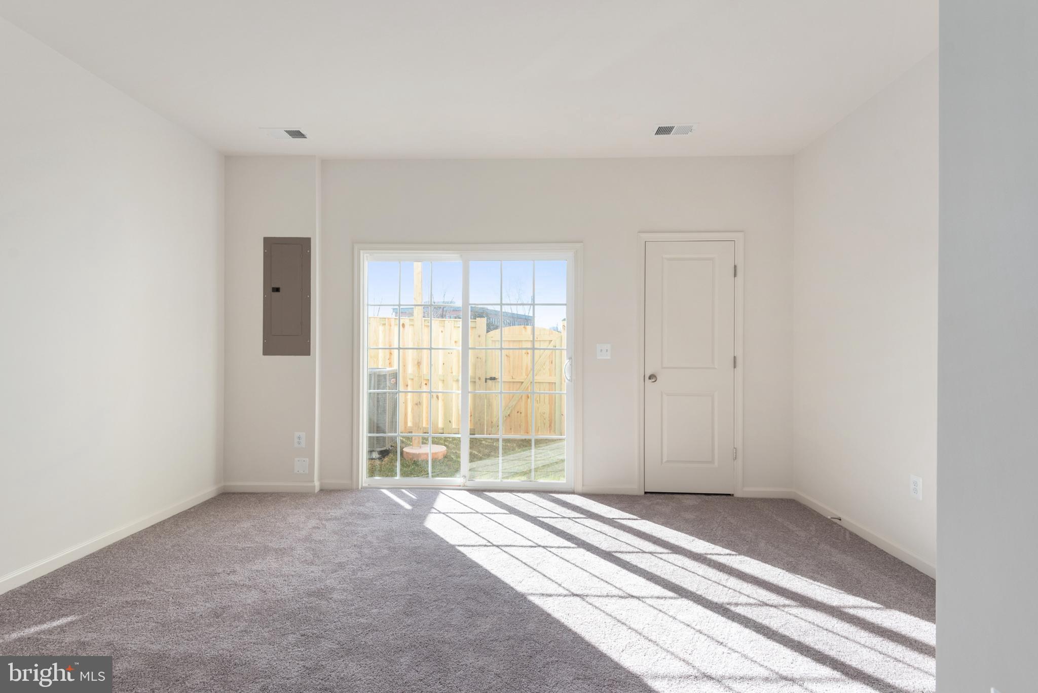 SIGNAL HILL - Residential