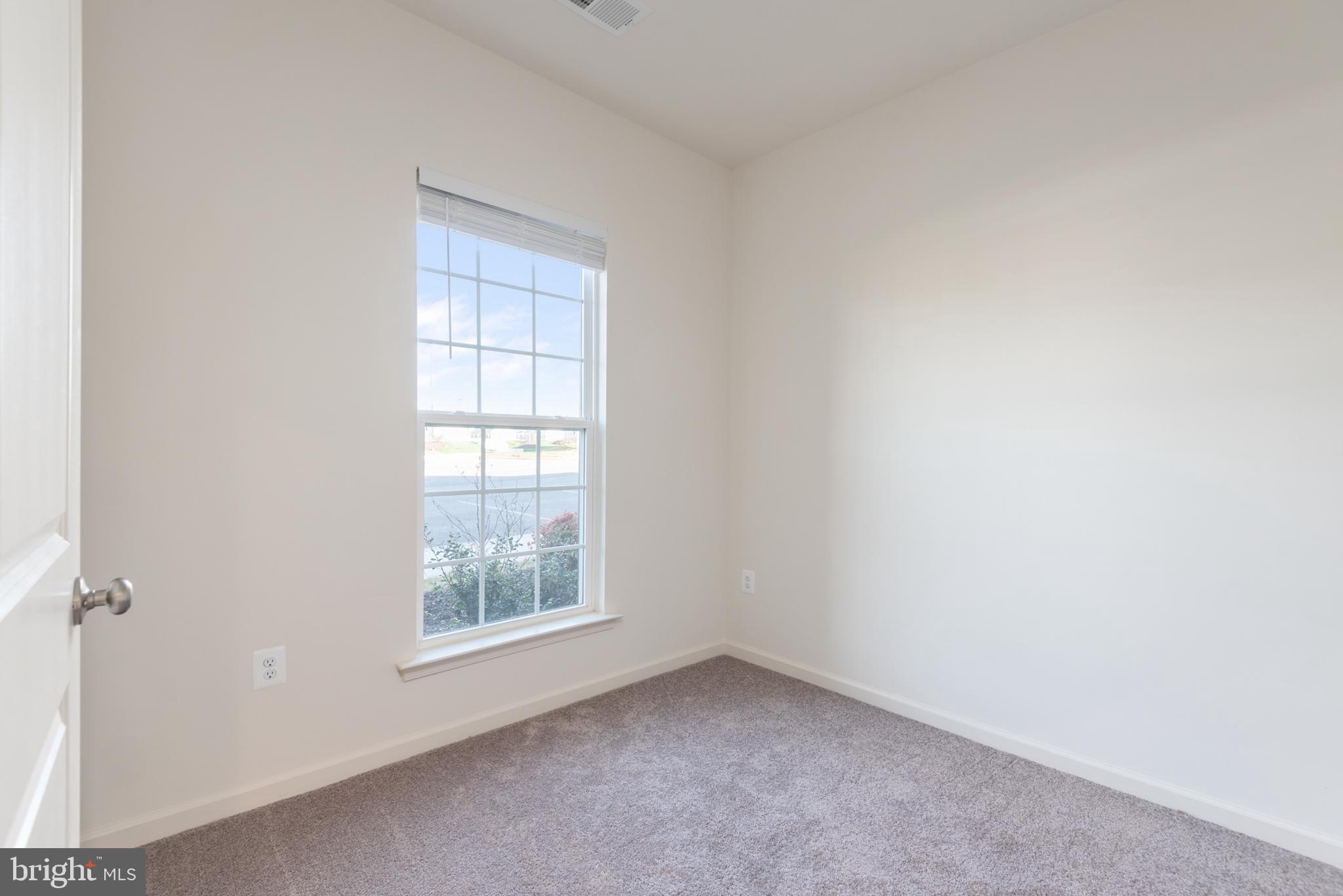 SIGNAL HILL - Residential